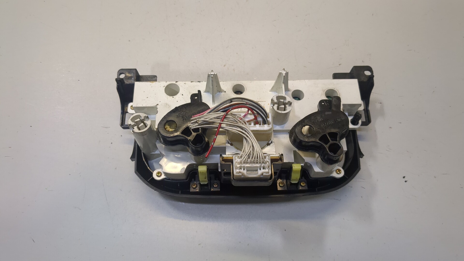 Переключатель отопителя