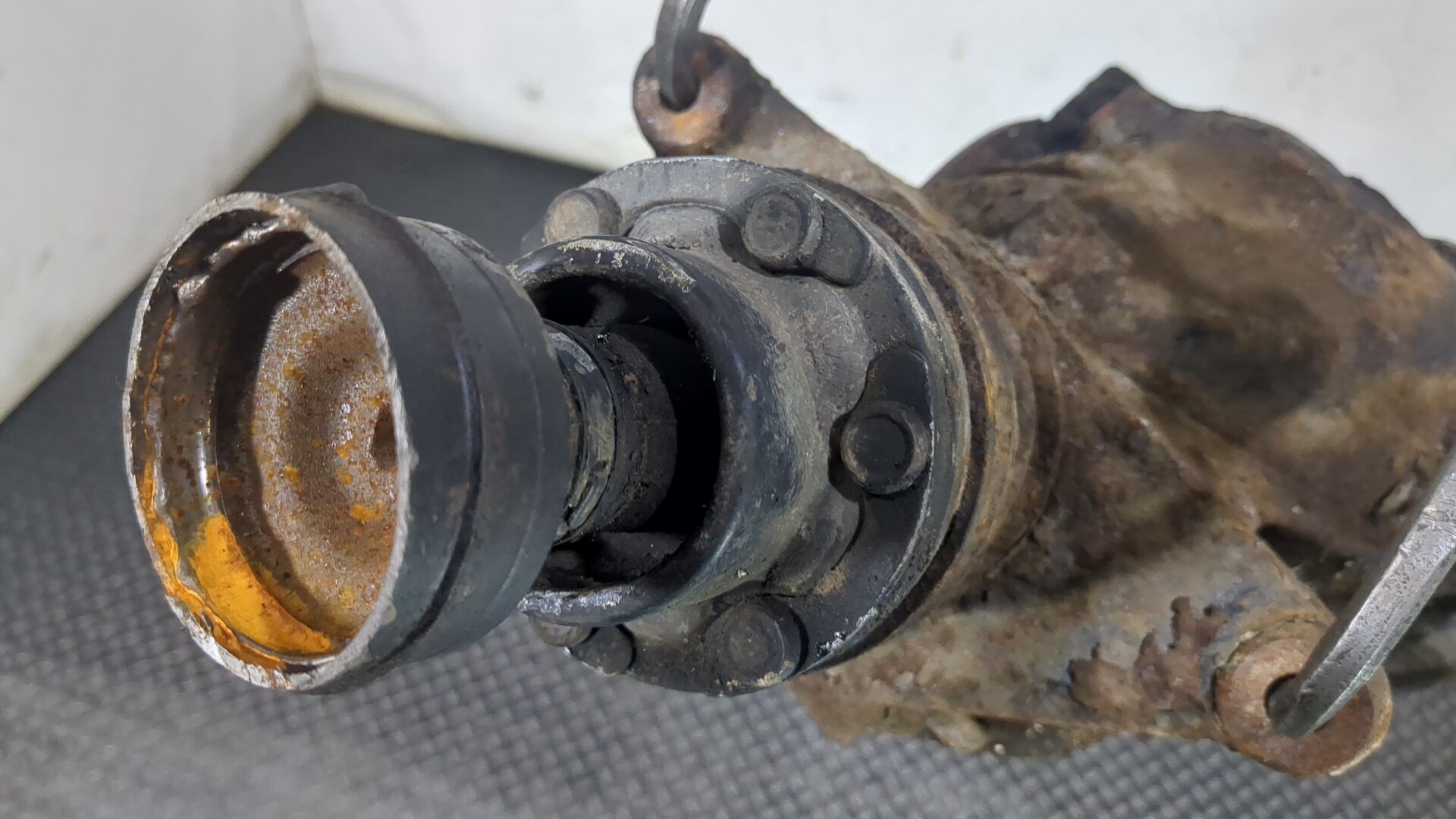 Редуктор заднего моста