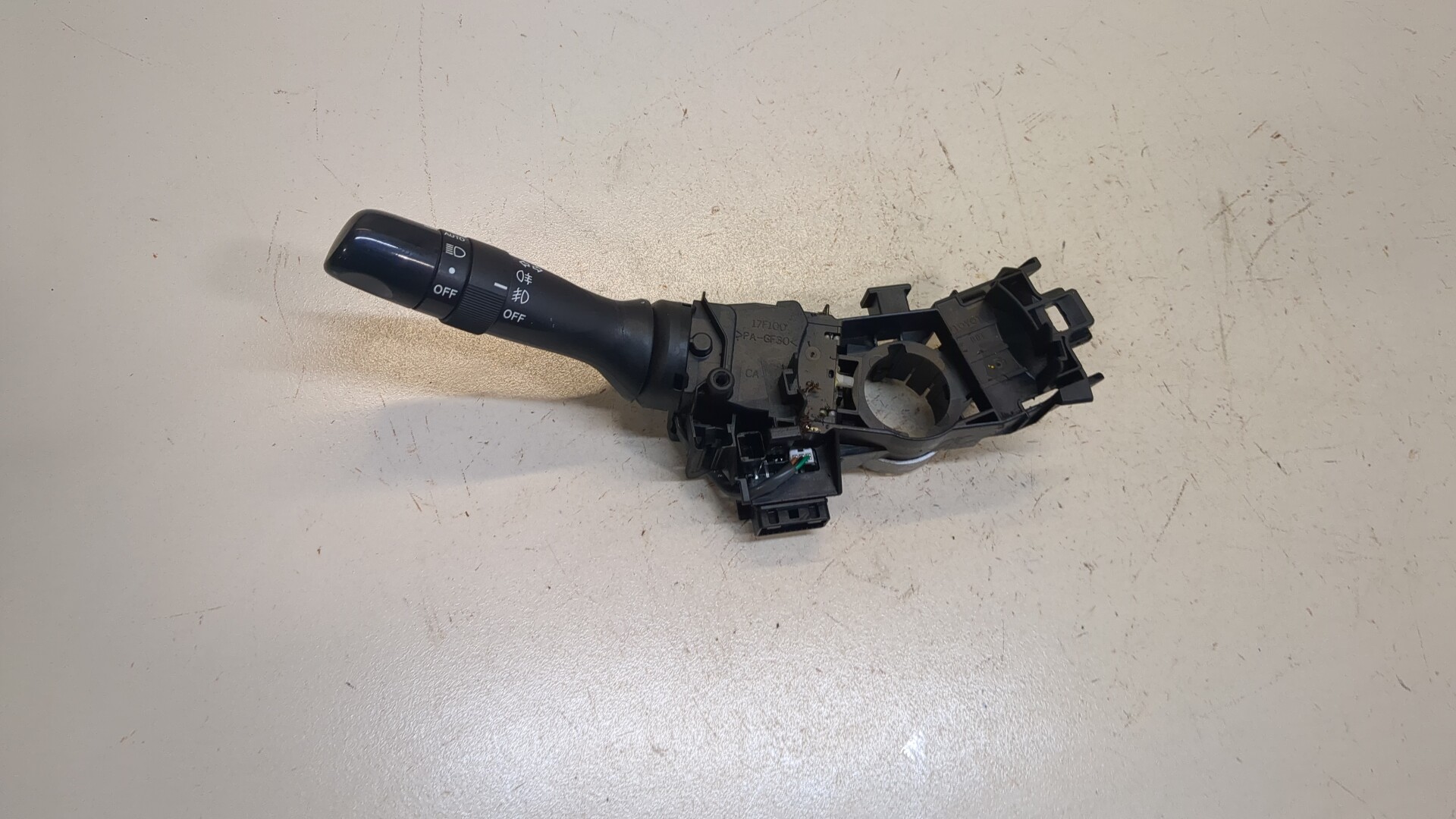 Переключатель поворотов подрулевой