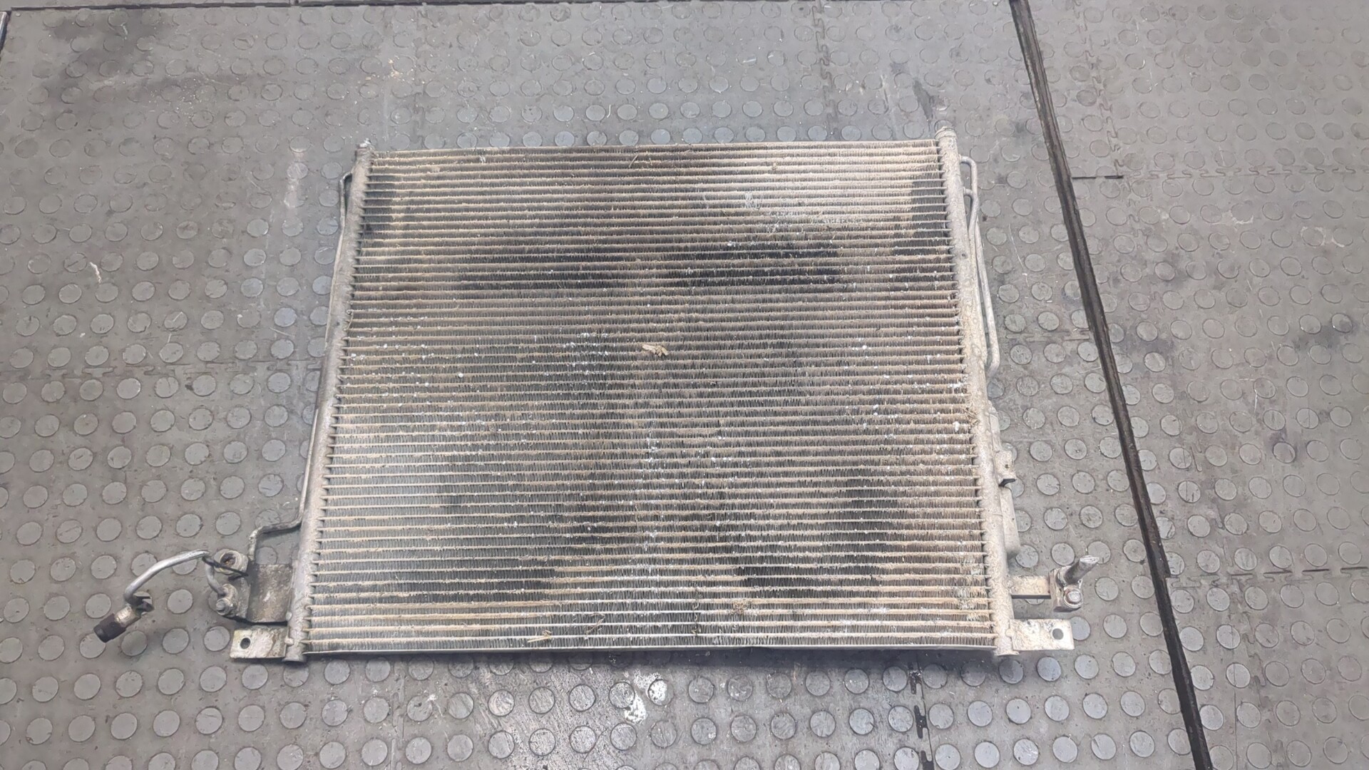 Радиатор кондиционера / конденсер