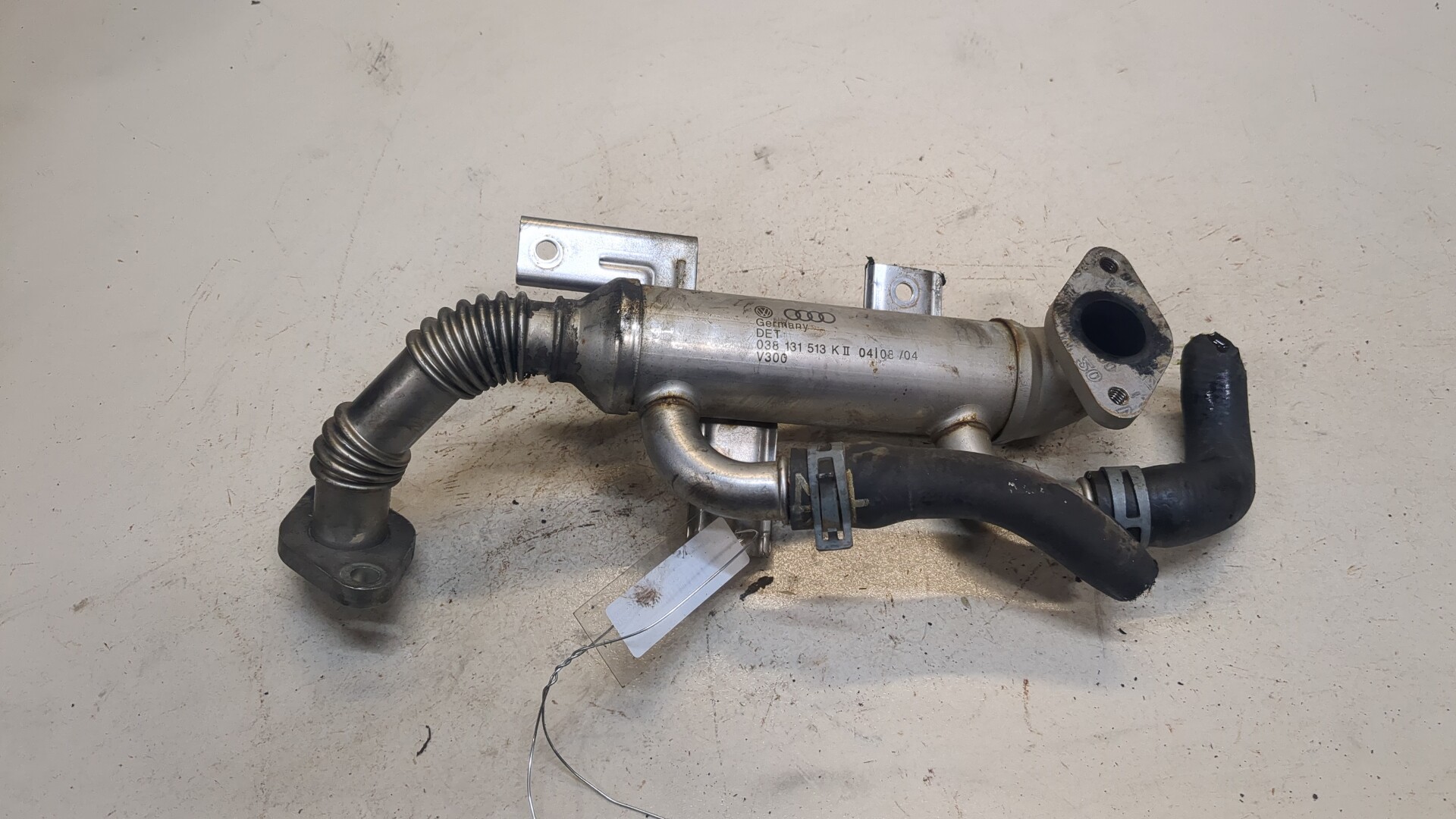 Тройник вентиляции картерных газов