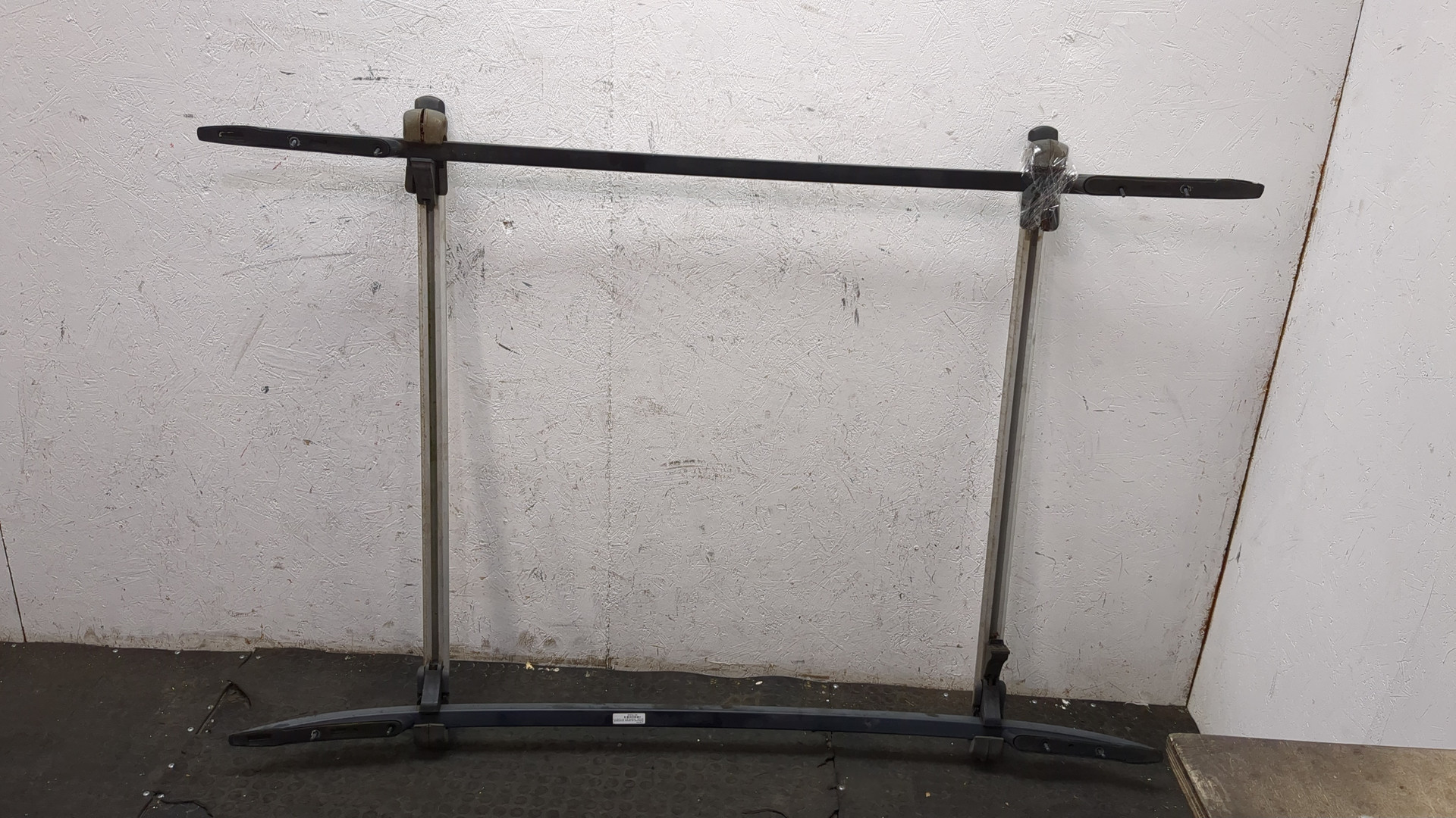 Рейлинги (релинг) к-кт (планки на крышу)