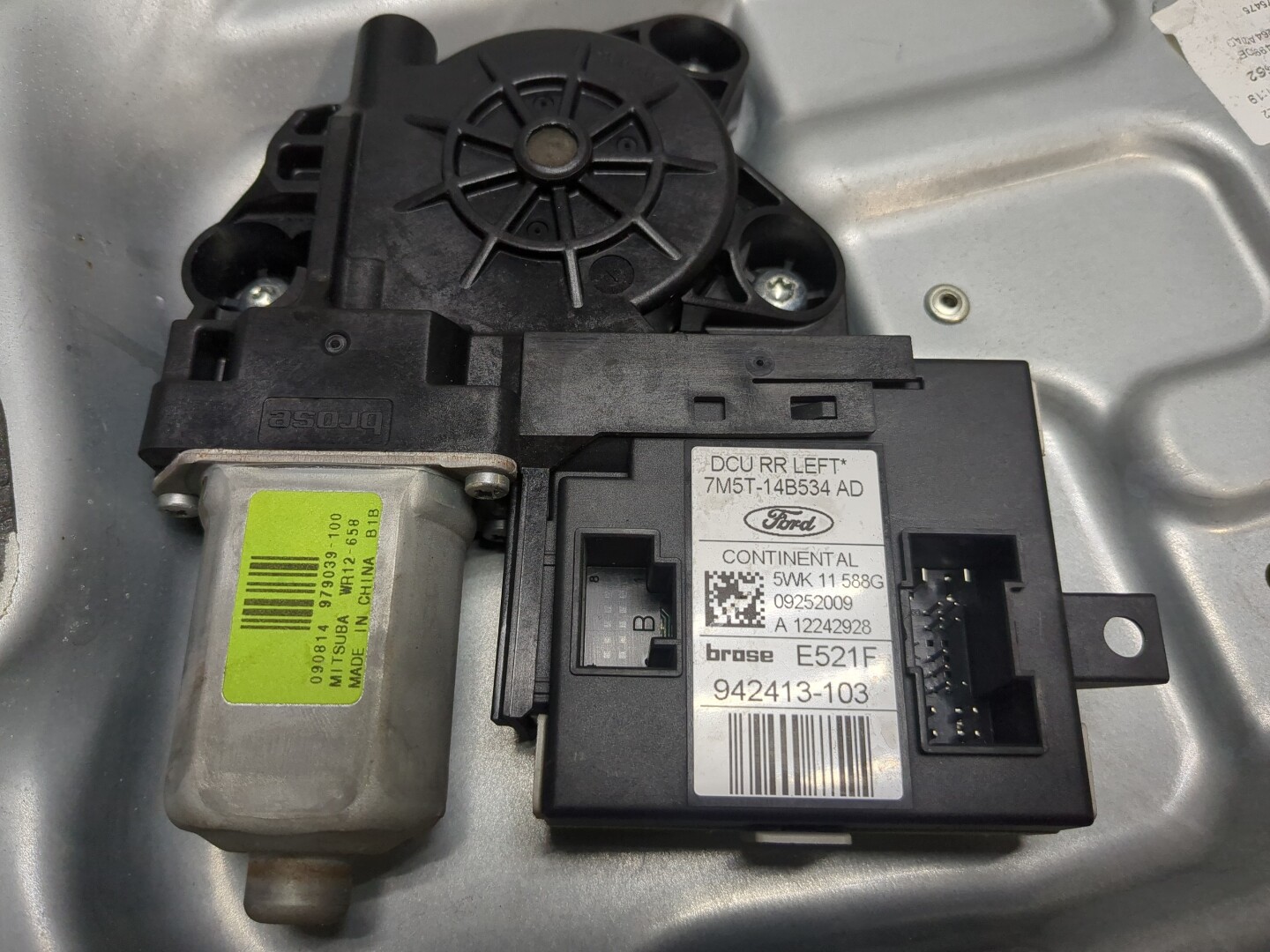 Стеклоподъемник электр. задний левый