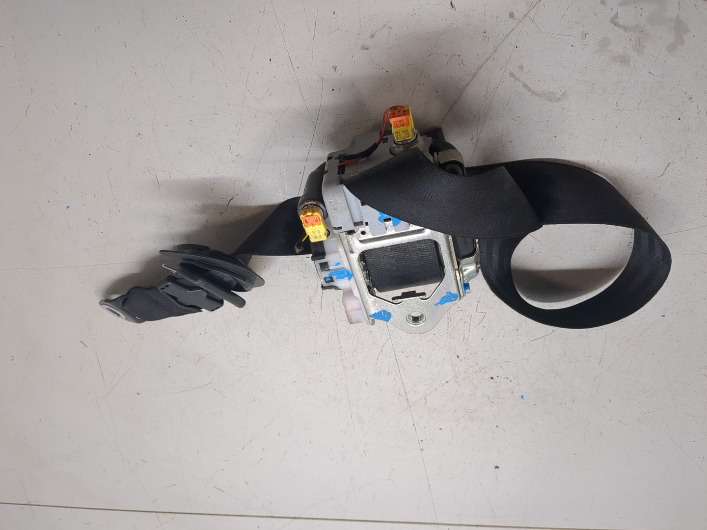 Ремень безопасности