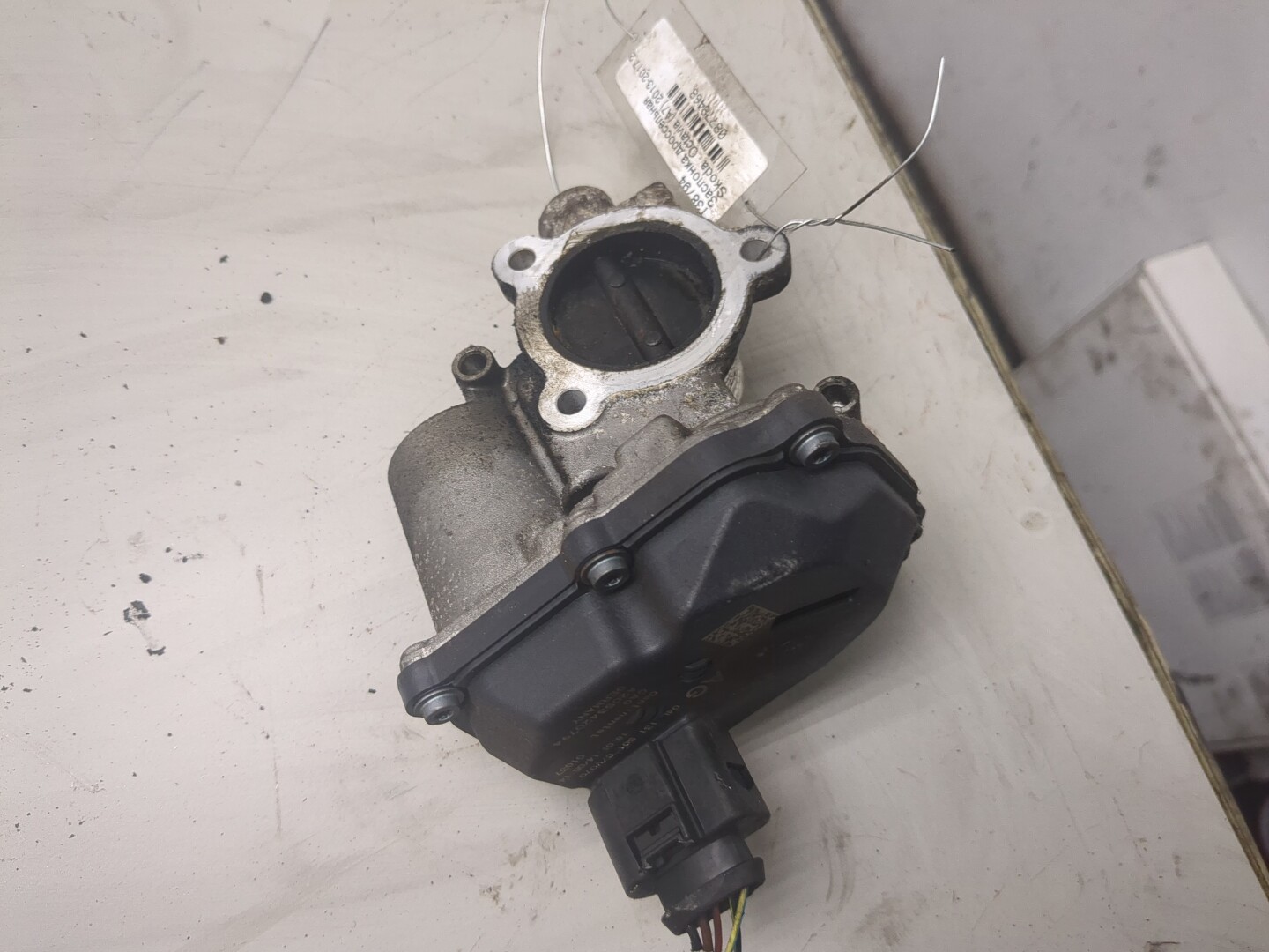 Заслонка дроссельная электрическая