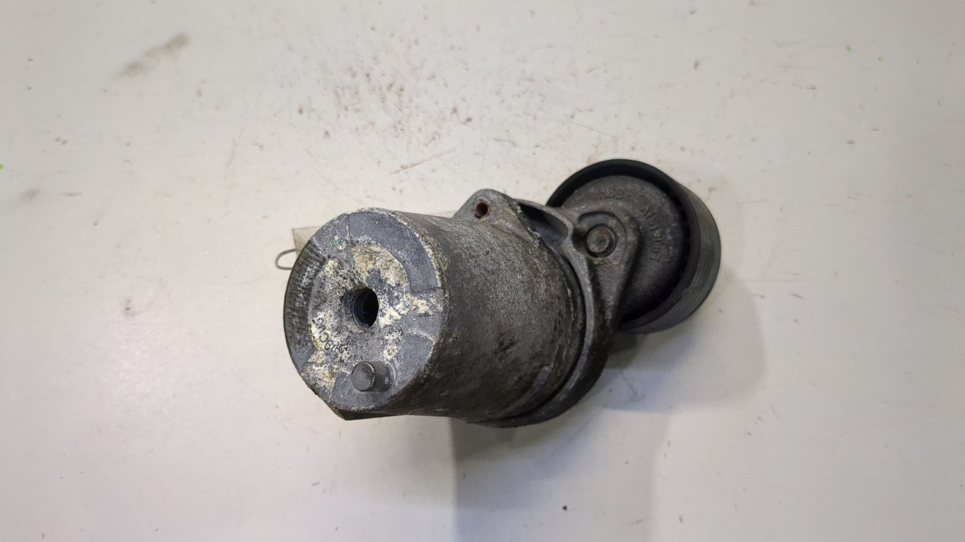 Натяжитель ремня