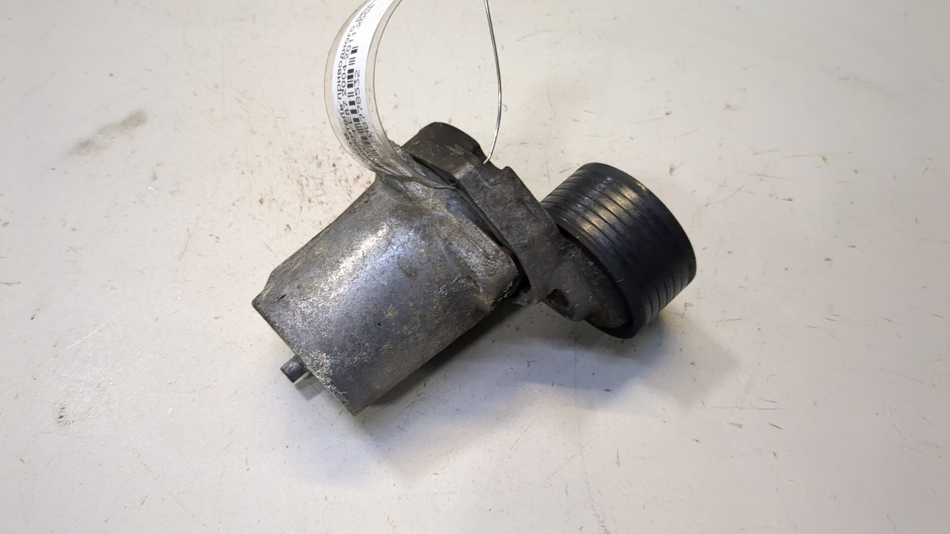 Натяжитель ремня