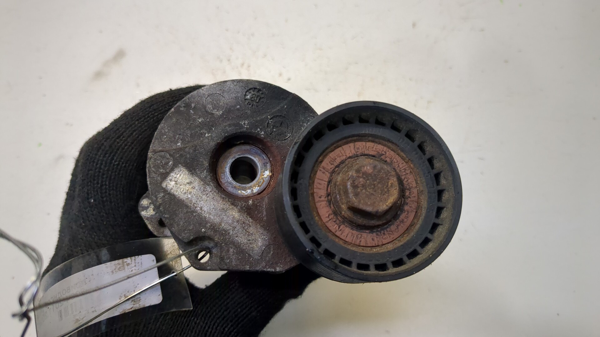 Натяжитель ремня