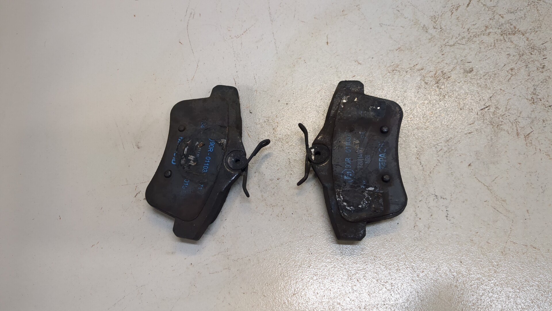 Колодки тормозные задние дисковые к-т