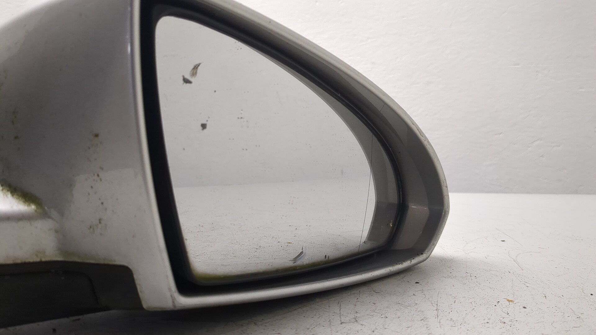 Зеркало правое электрическое