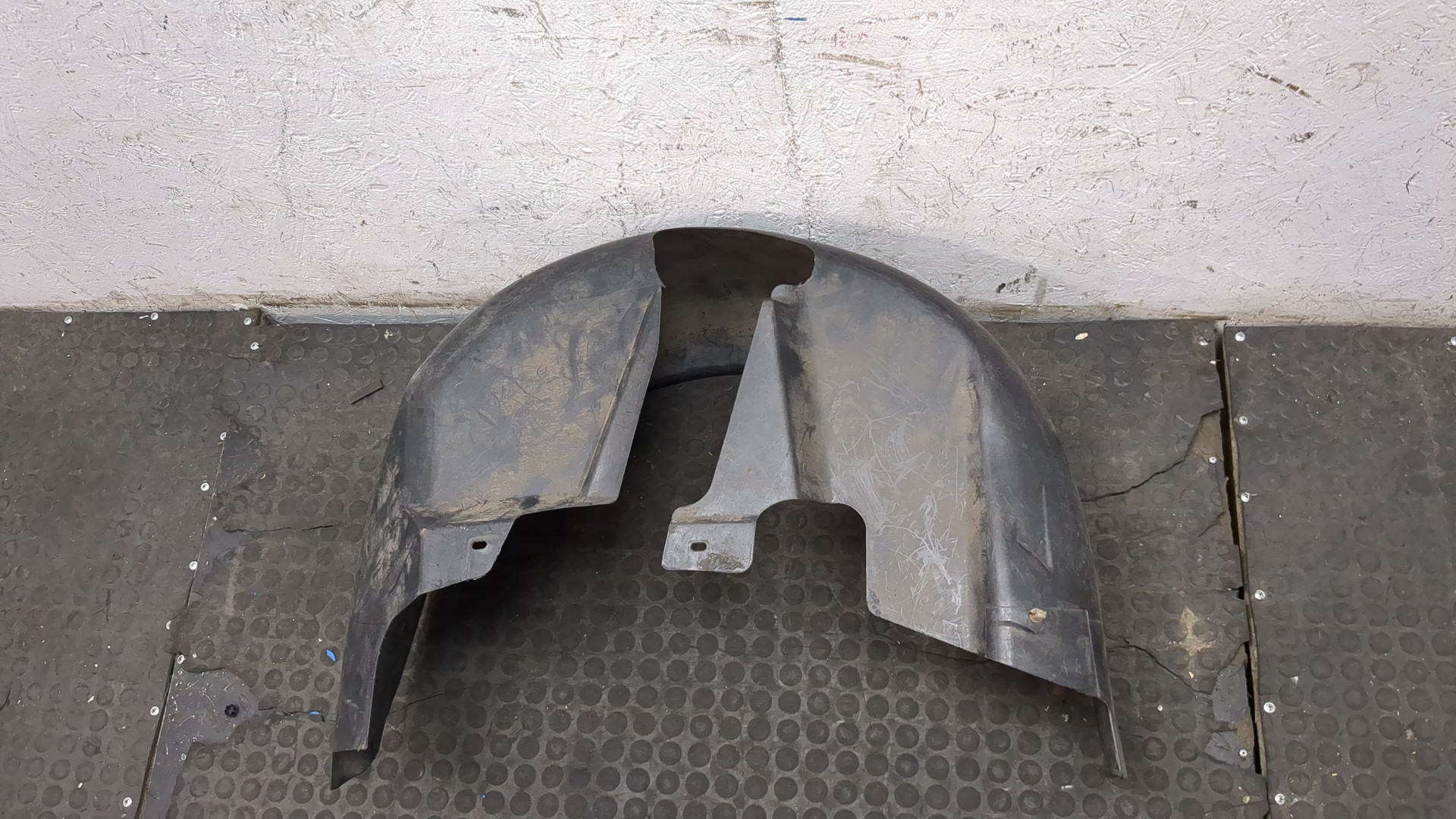 Локер задний левый