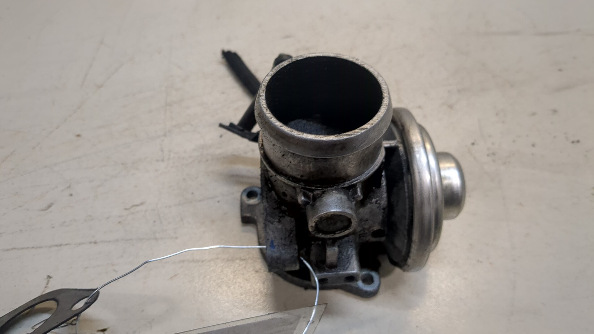 Заслонка дроссельная электрическая