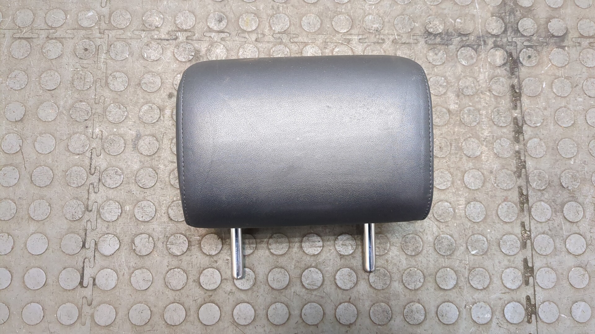 Подголовник сиденья