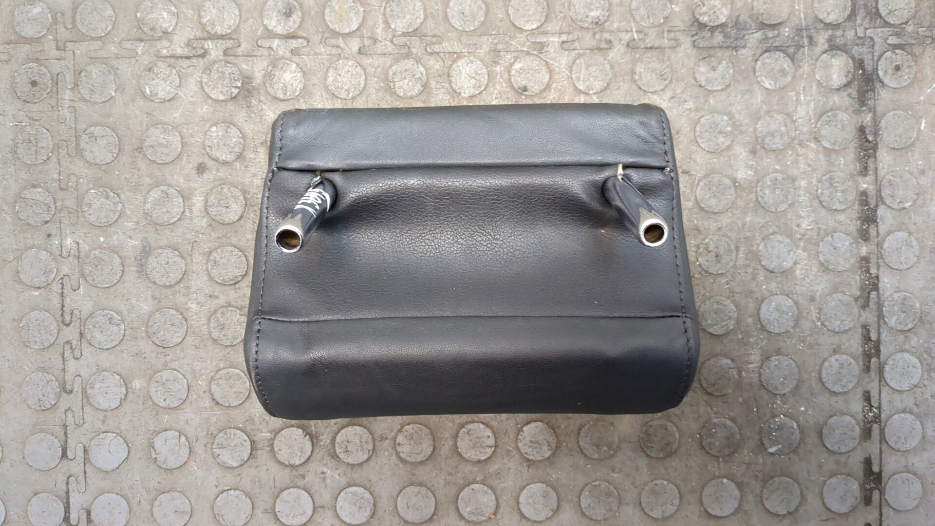 Подголовник сиденья