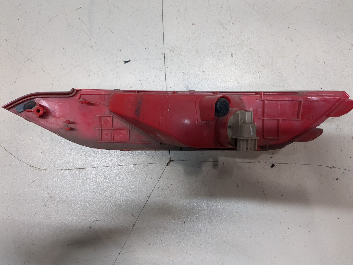 Фара противотуманная левая