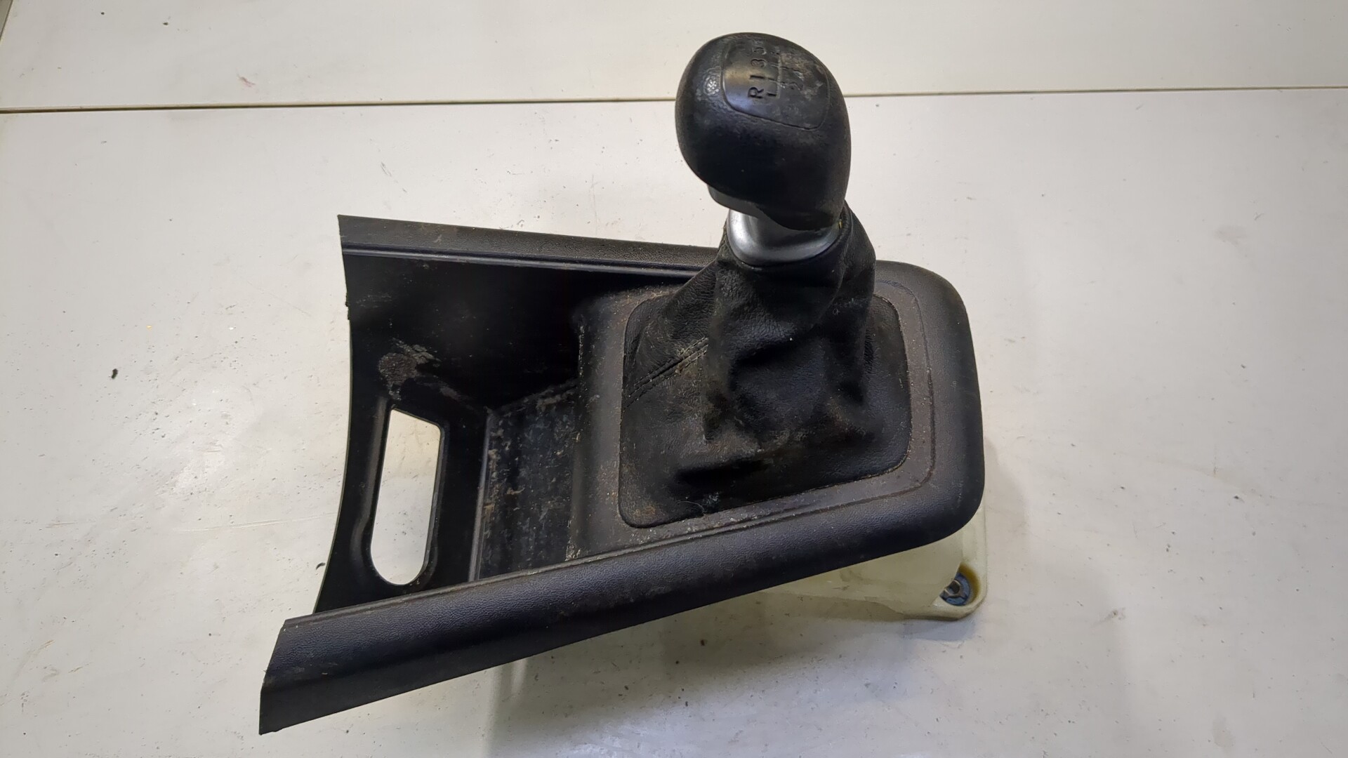 Кулиса МКПП / АКПП