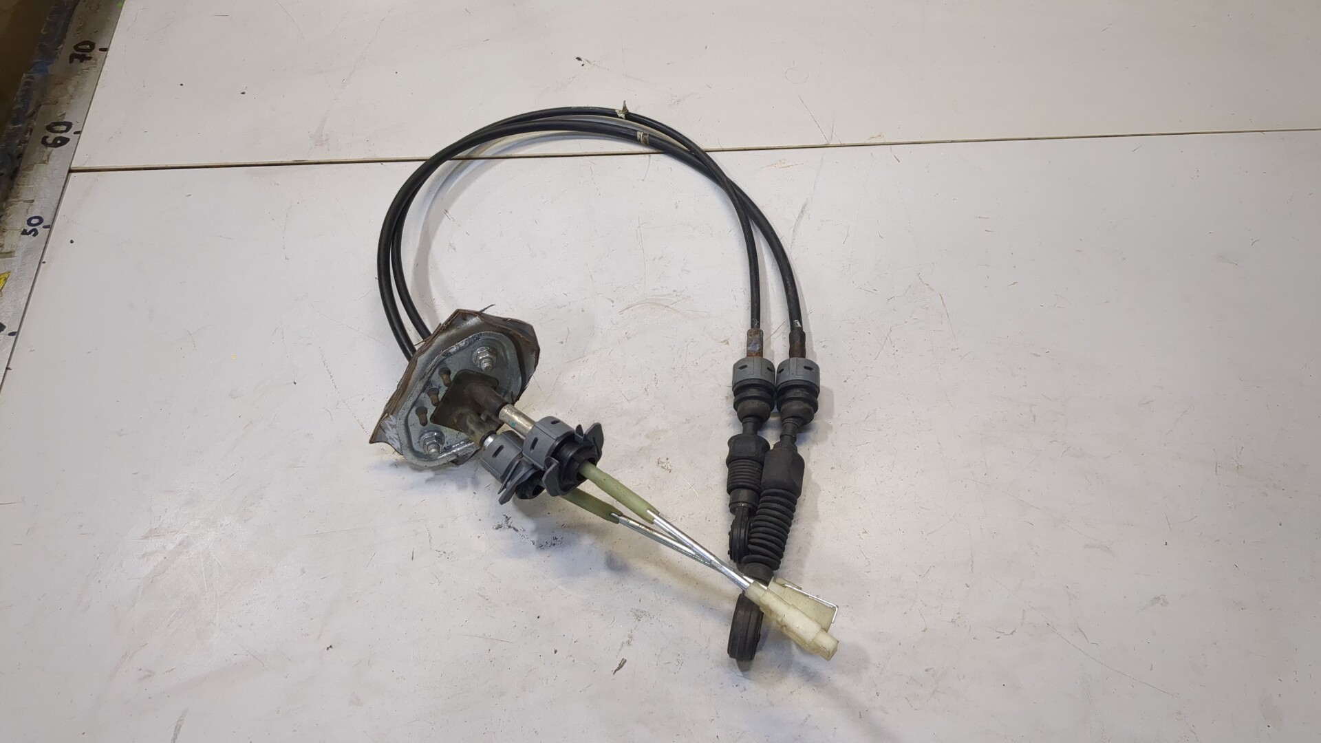 Трос КПП (выбора/переключения передач)