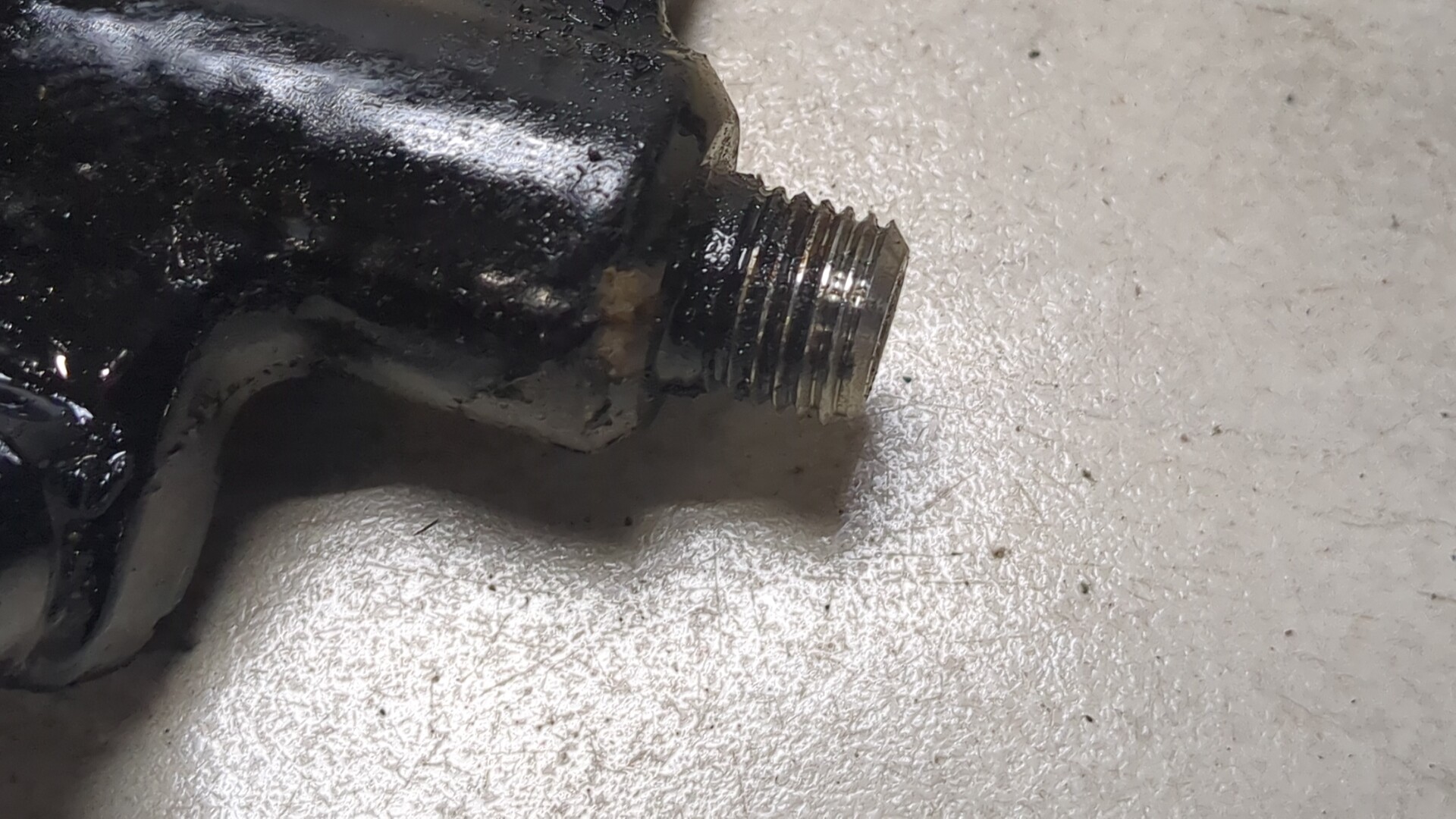 Рейка топливная (рампа)