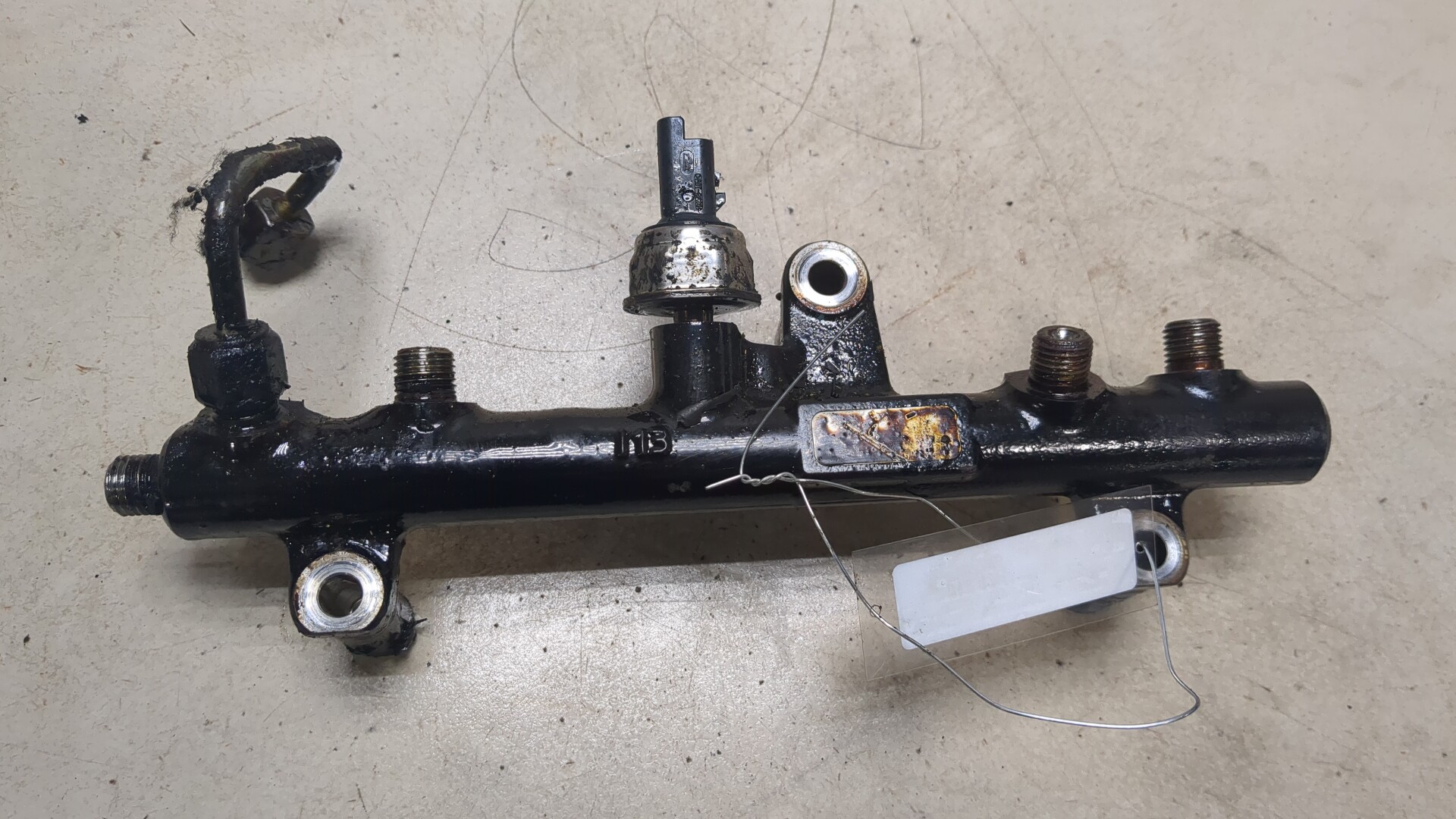 Рейка топливная (рампа)