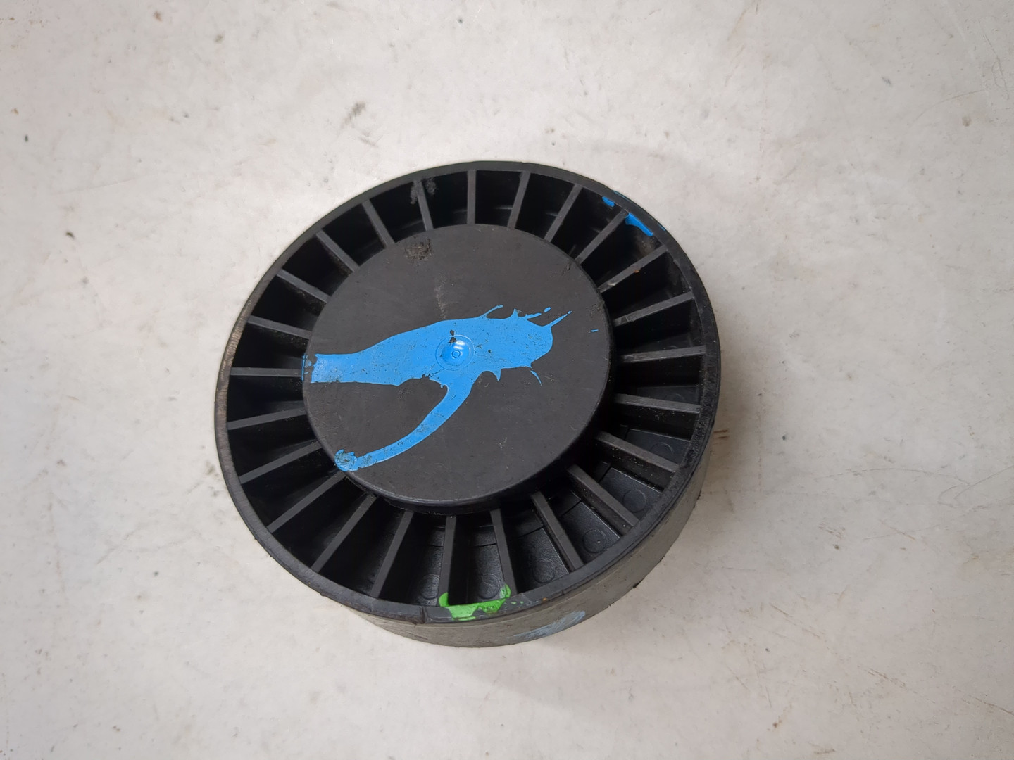 Натяжитель ремня