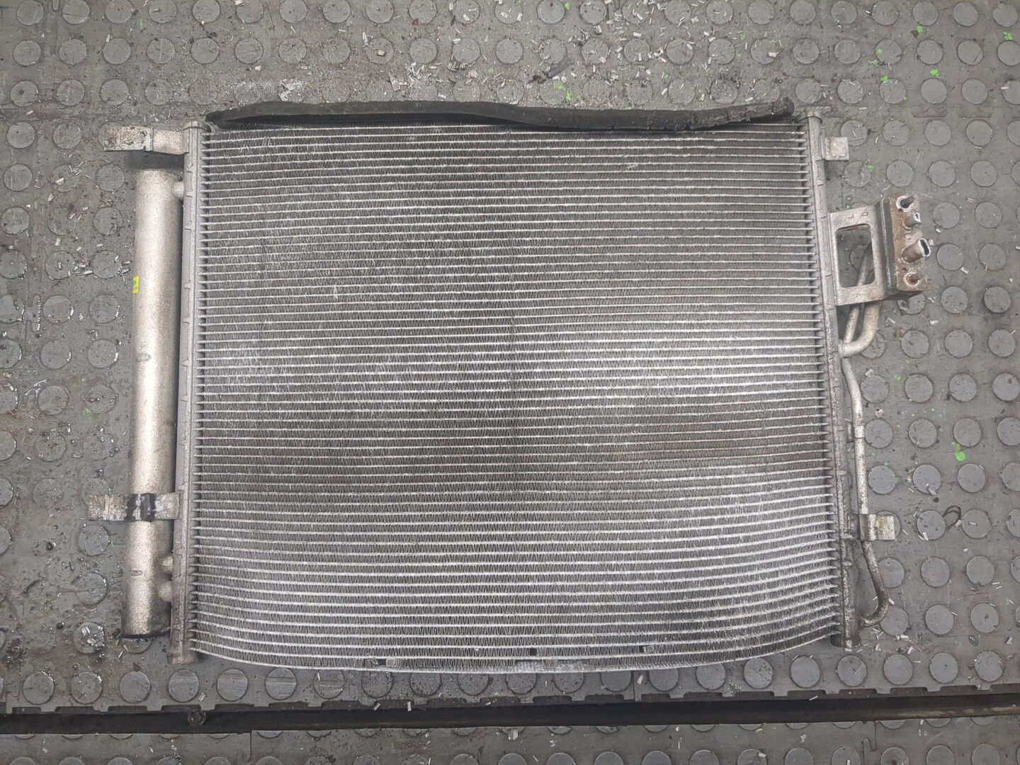Радиатор кондиционера / конденсер