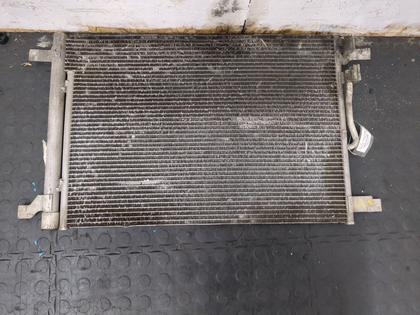 Радиатор кондиционера / конденсер
