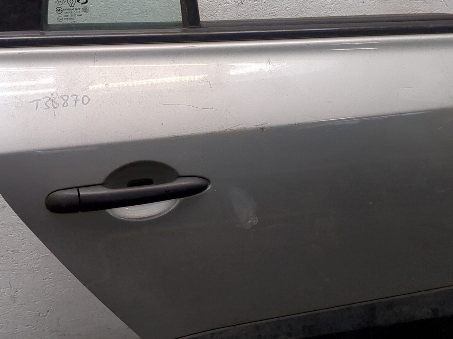 Дверь задняя правая