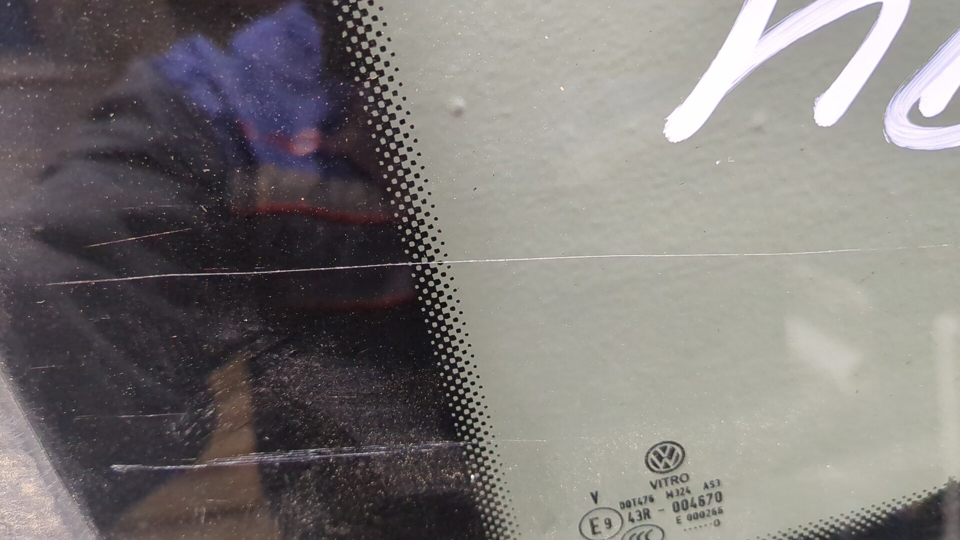 Стекло боковое