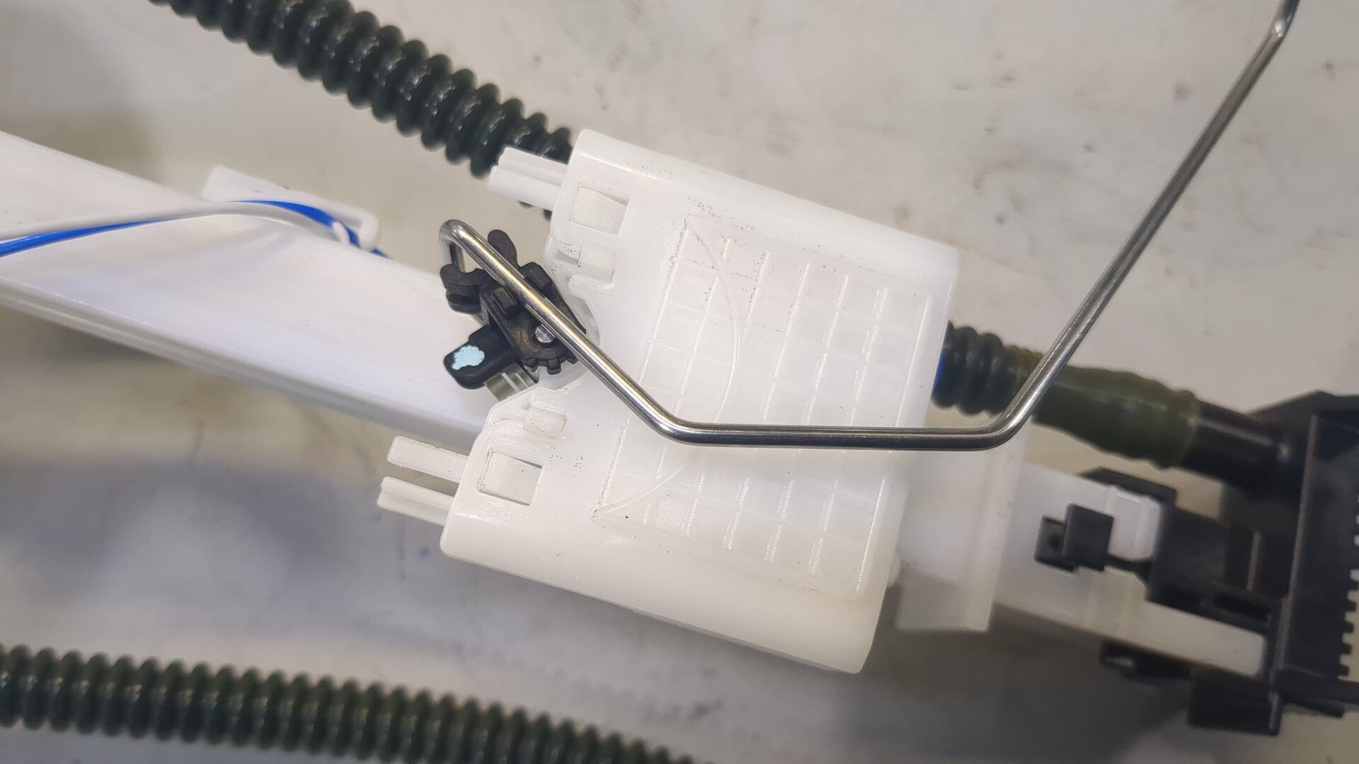 Датчик уровня топлива