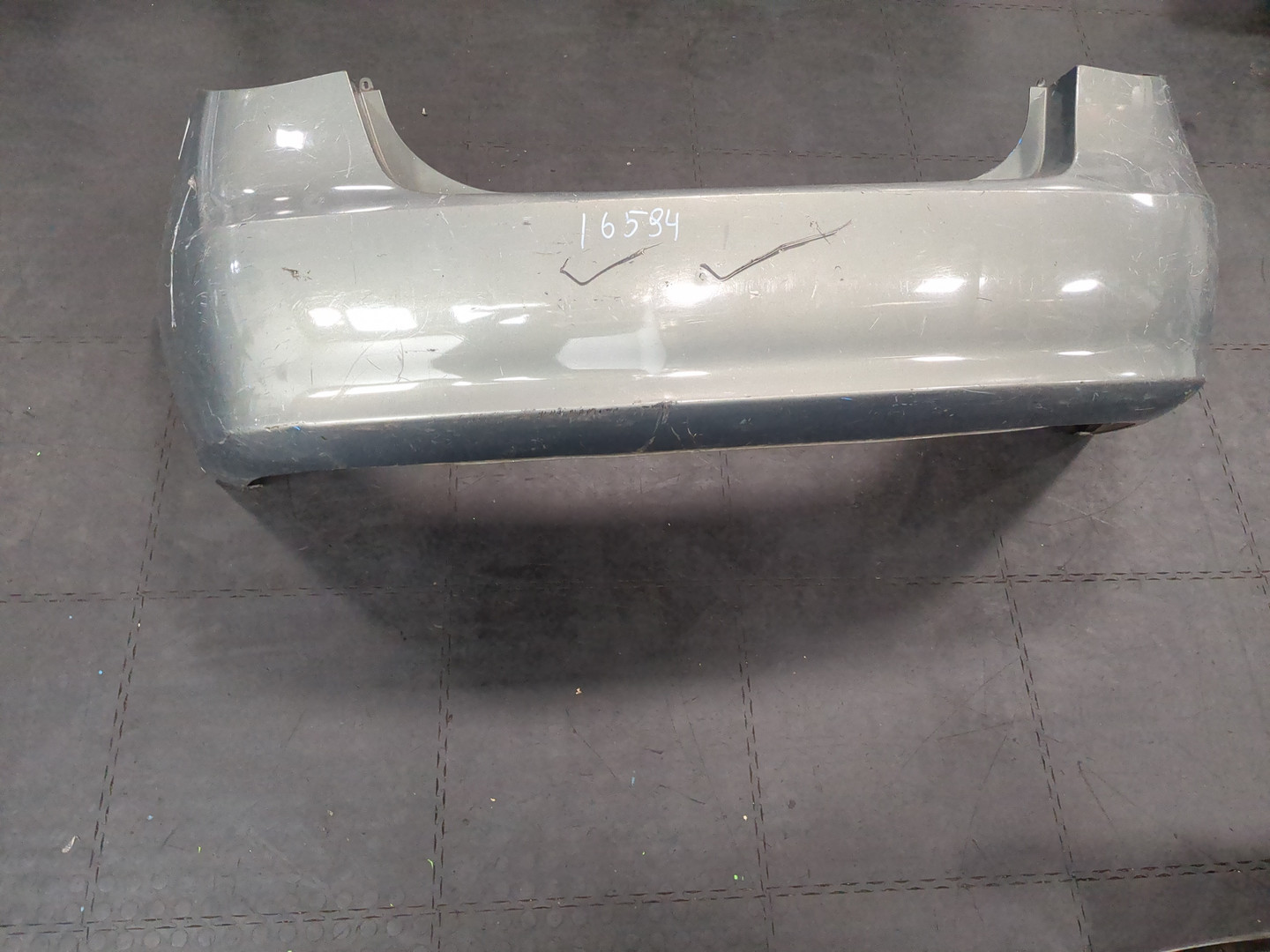 Бампер задний