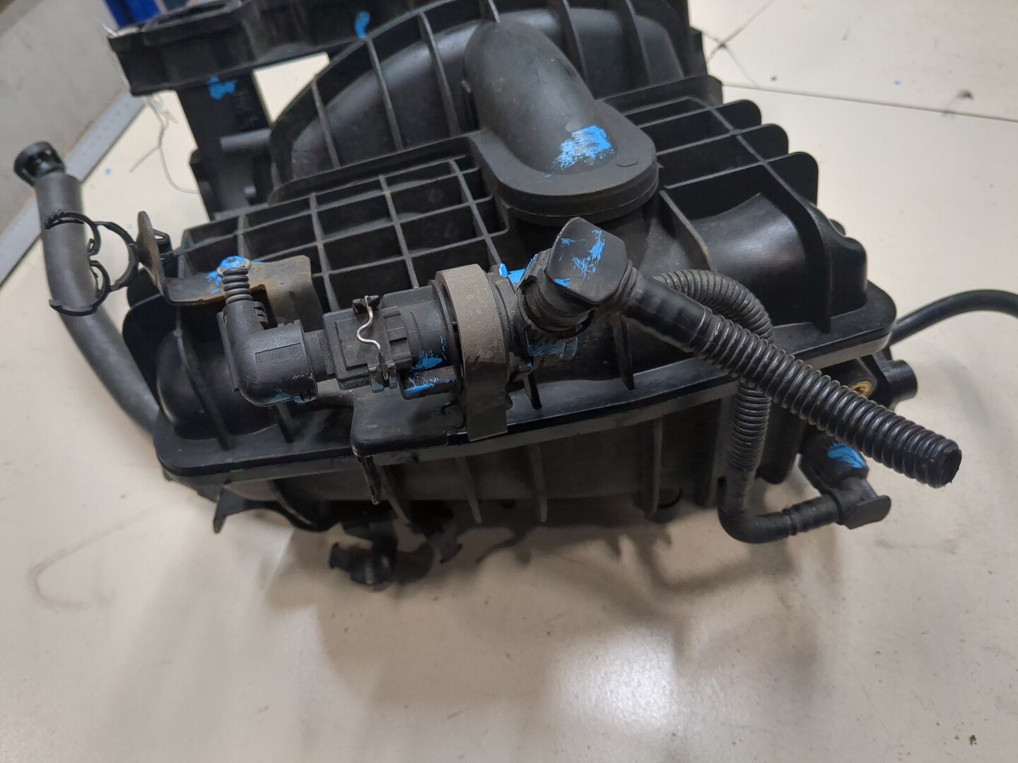 Коллектор впускной