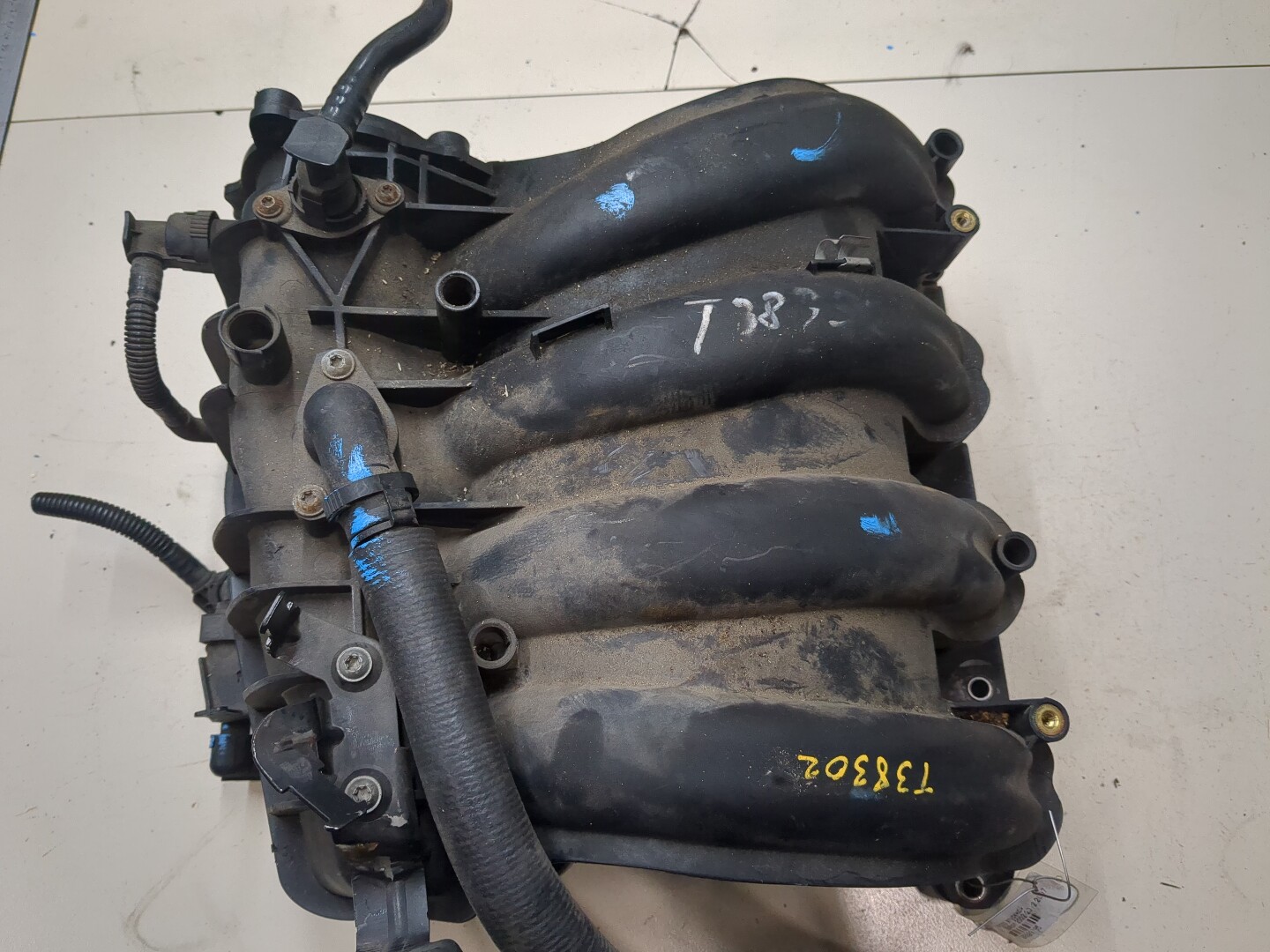 Коллектор впускной