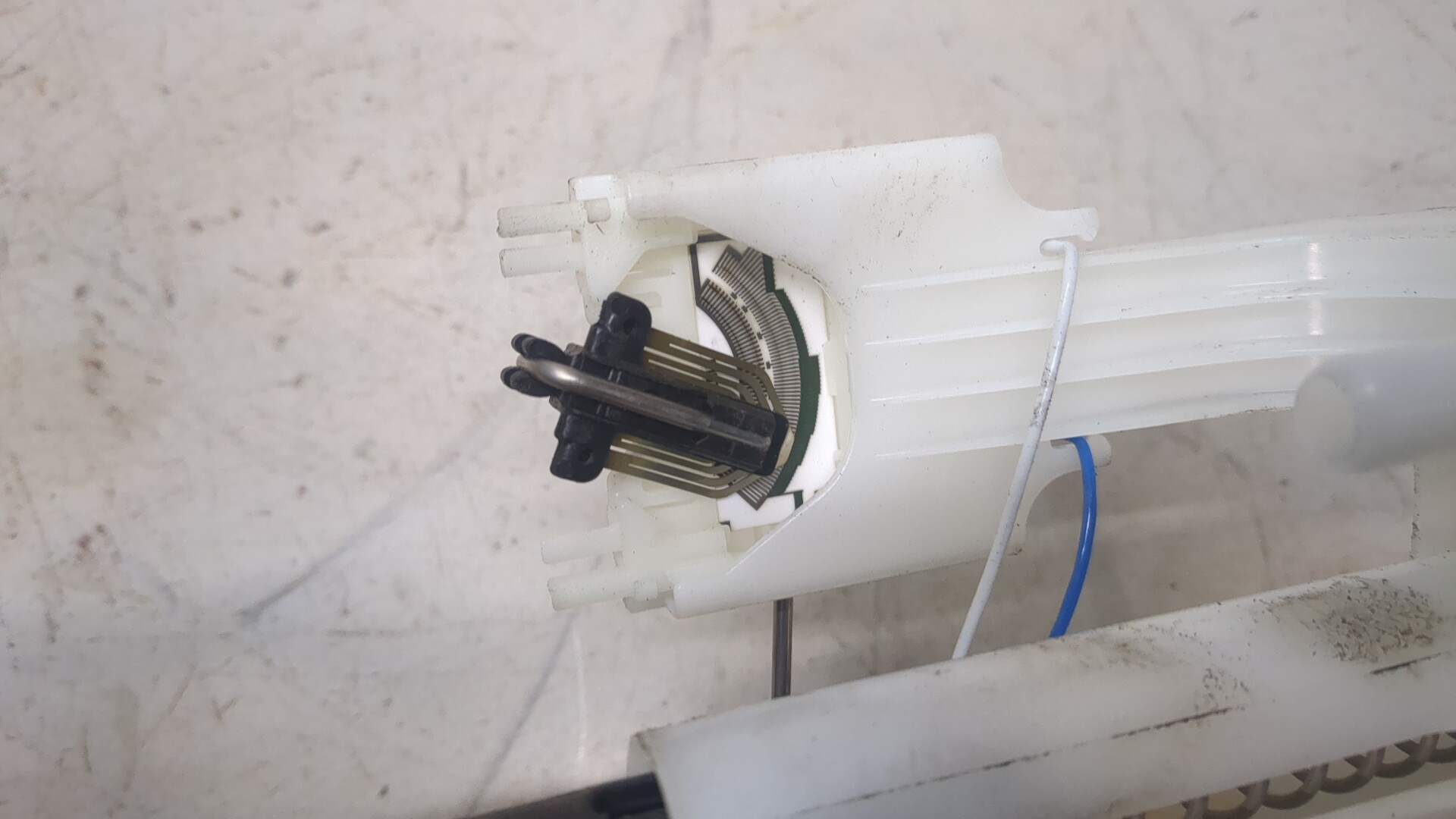 Датчик уровня топлива