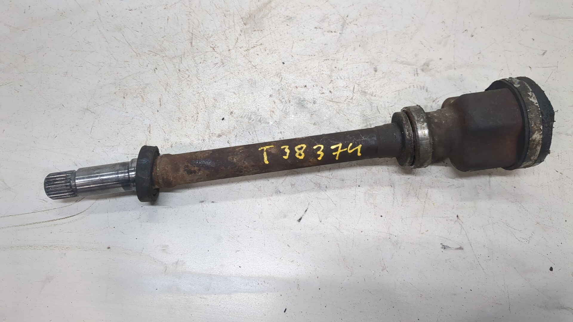 Полуось передняя правая