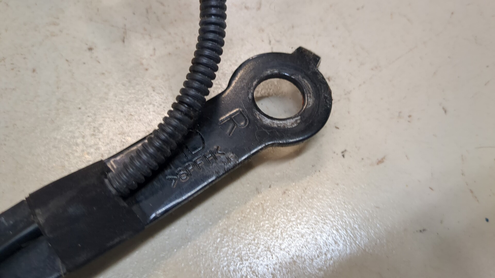 Ответная часть ремня безопасности