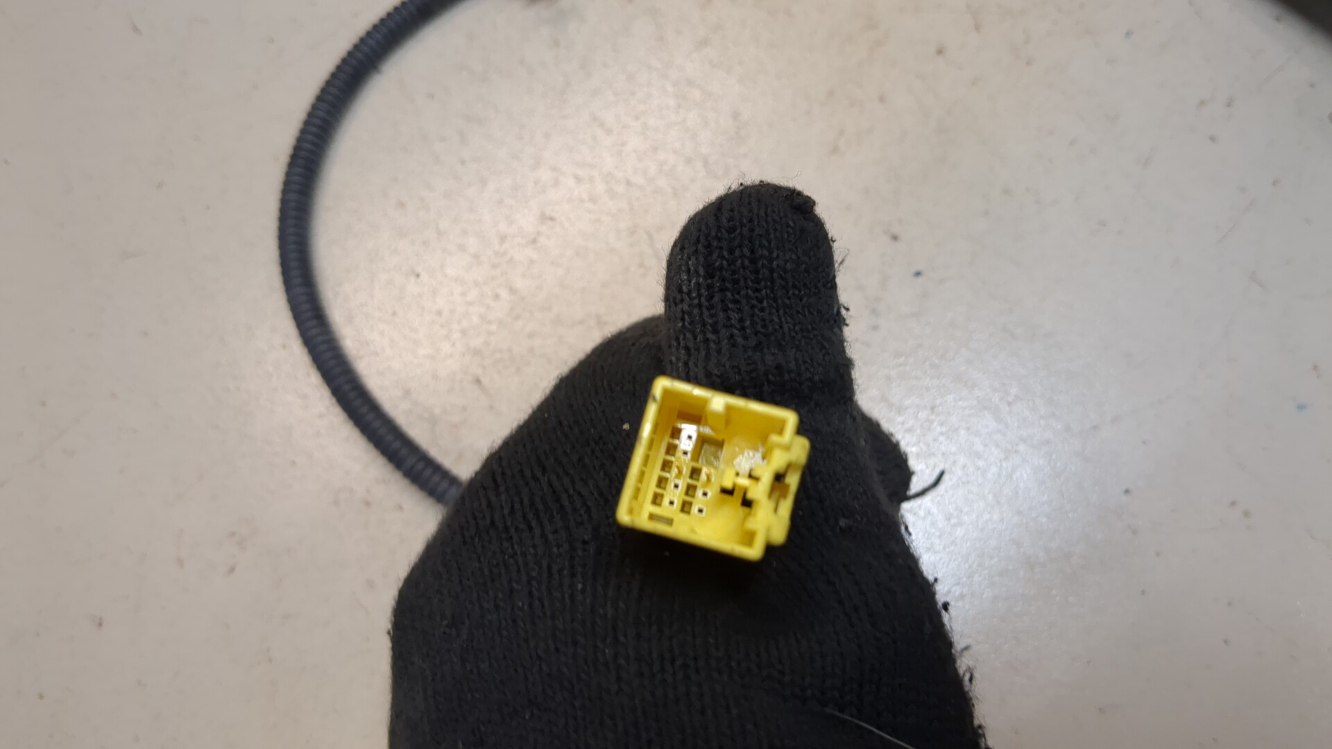 Ответная часть ремня безопасности