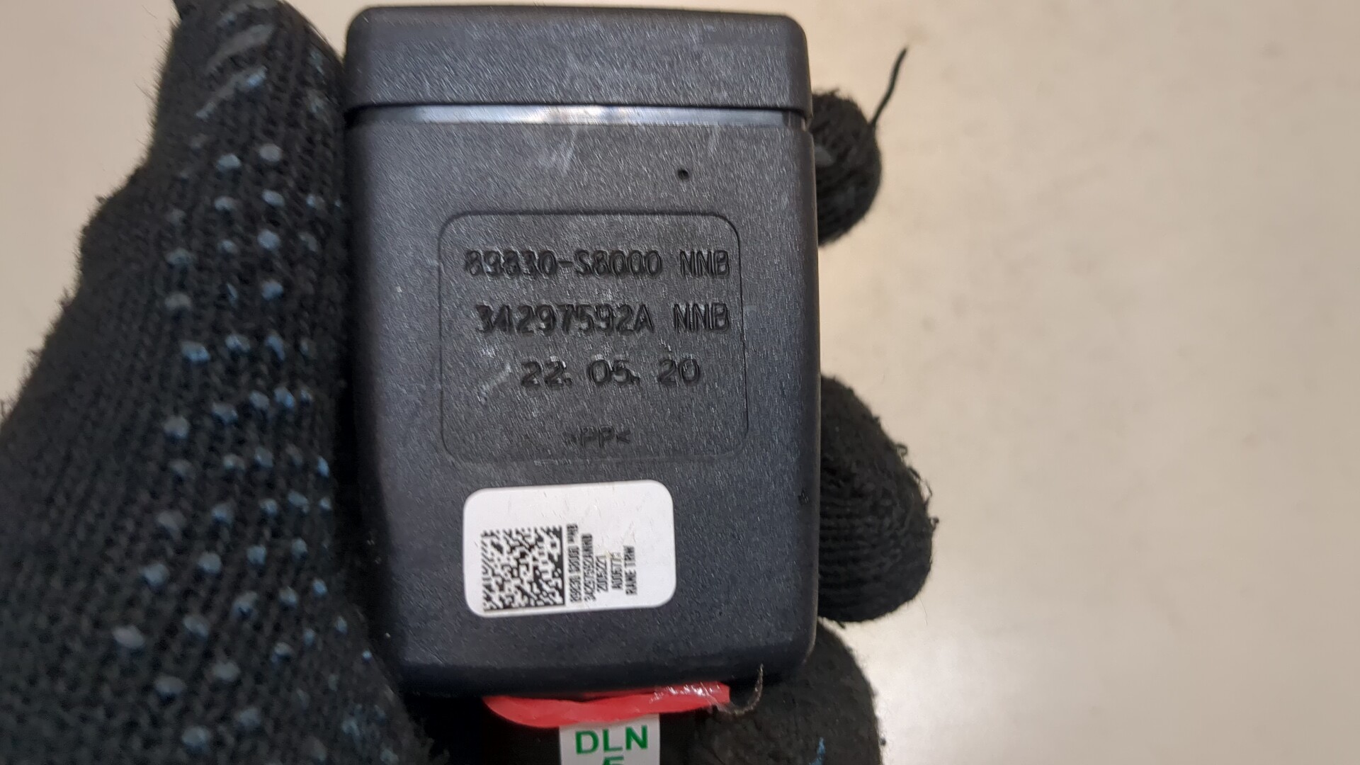 Ответная часть ремня безопасности