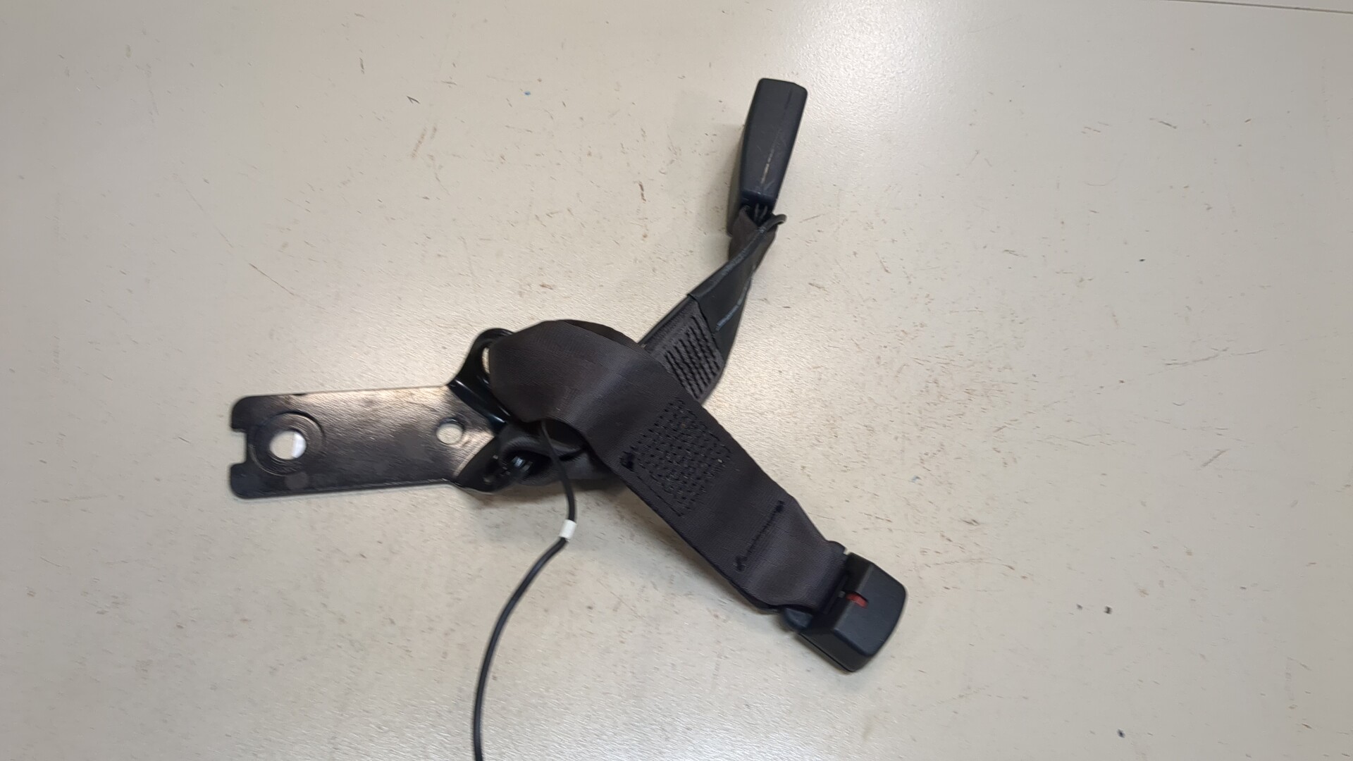 Ответная часть ремня безопасности