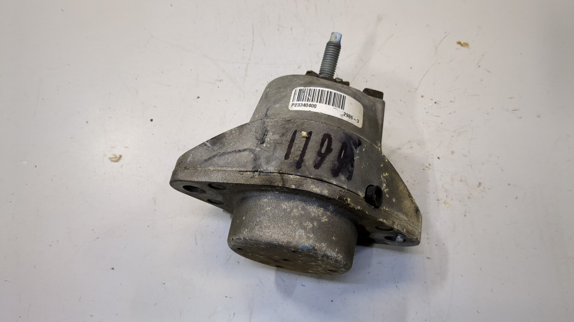 Опора двигателя правая