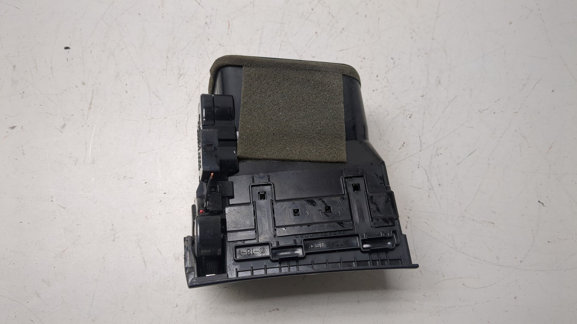 Дефлектор воздушный