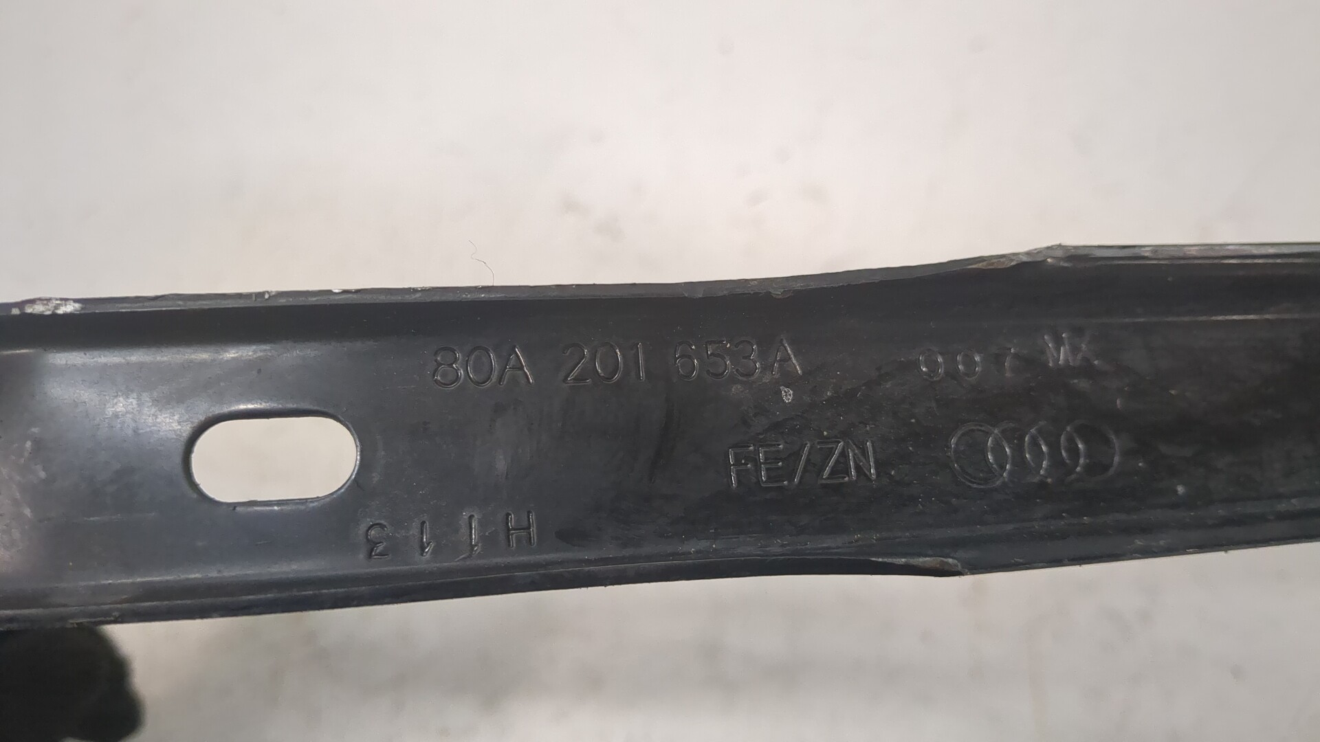 Лента крепления бензобака