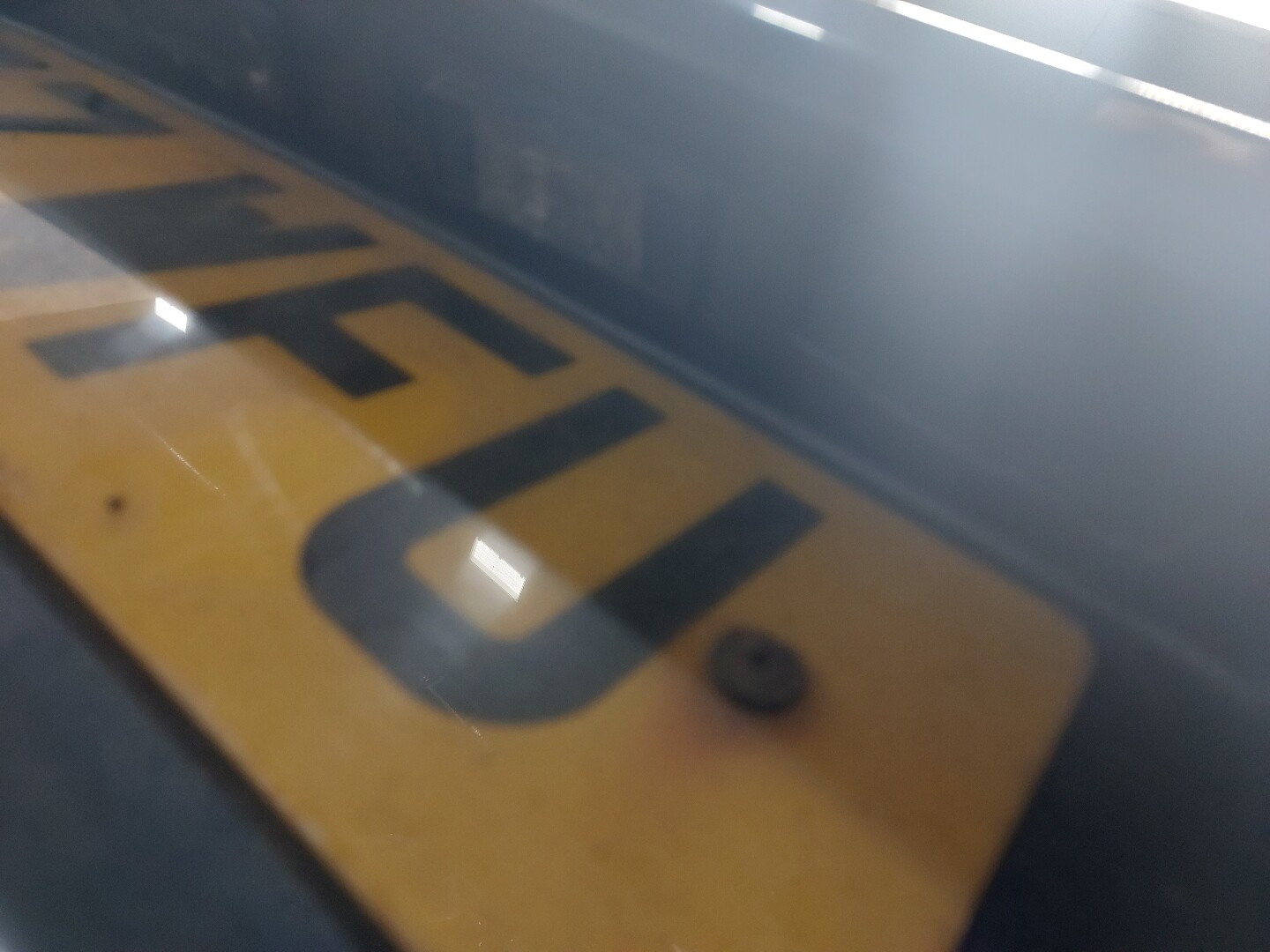 Дверь багажника