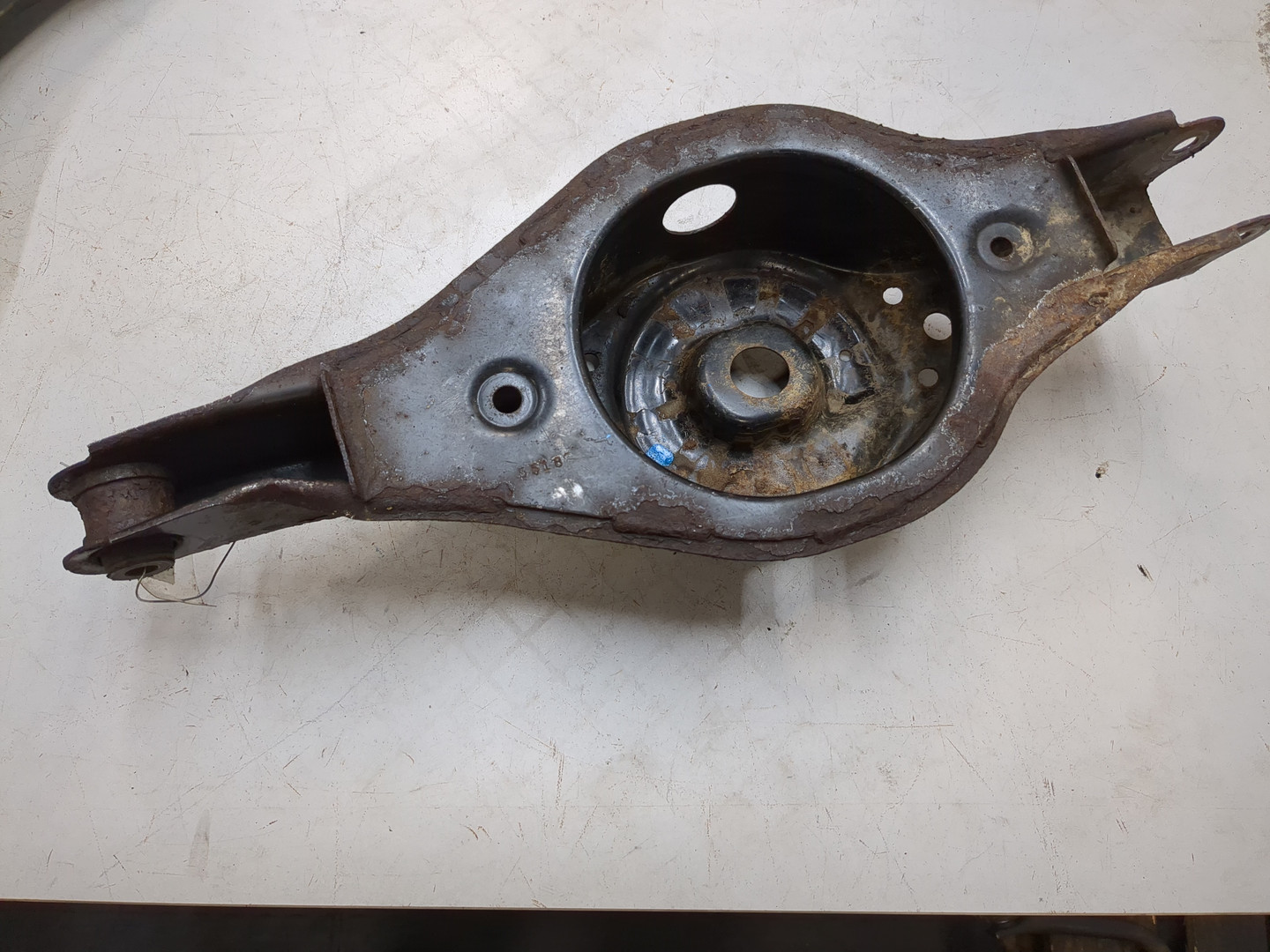 Рычаг задний