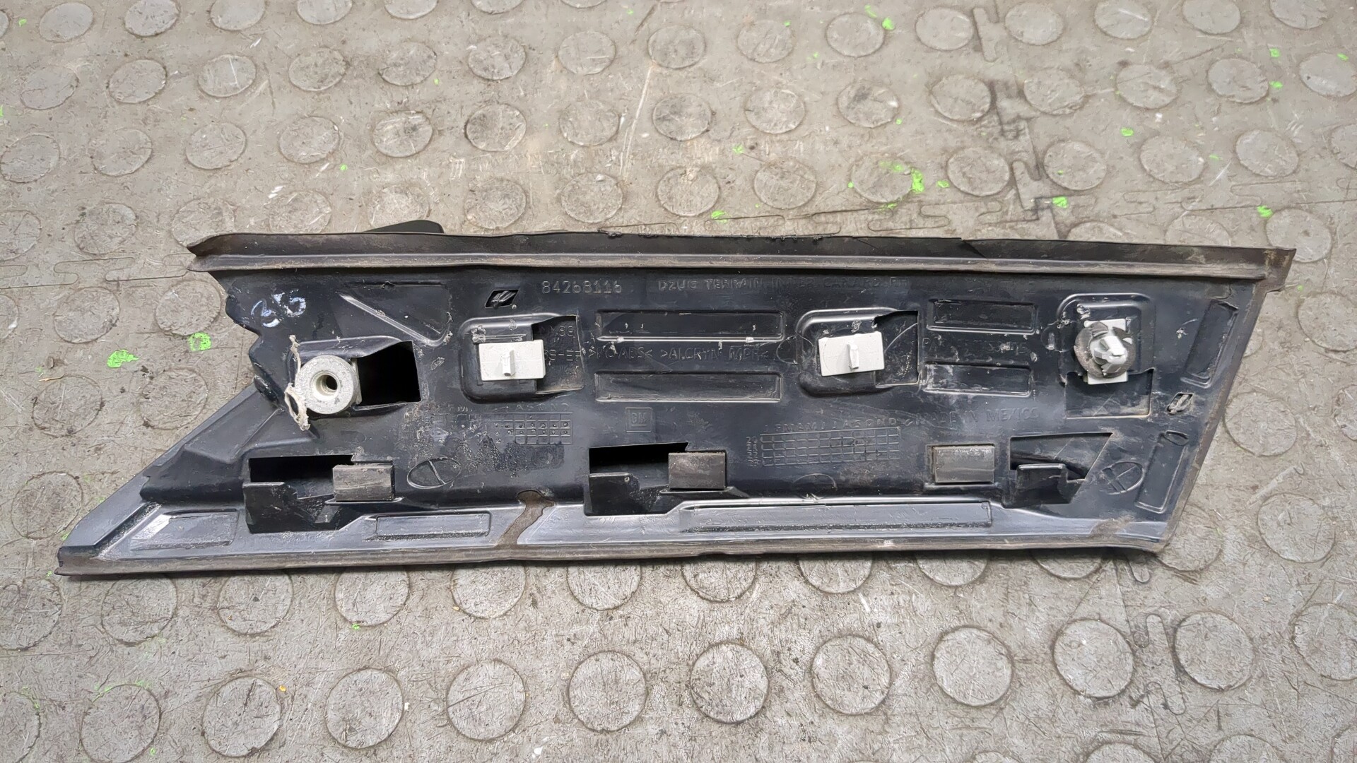 Накладка крышки багажника