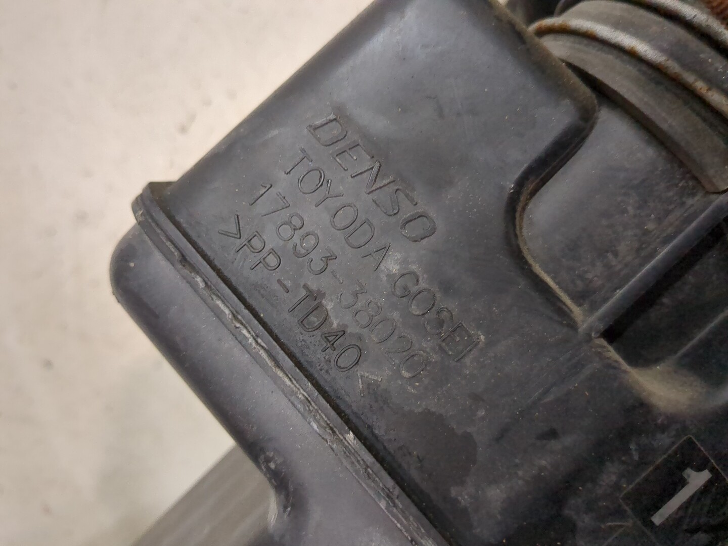 Патрубок воздушного фильтра