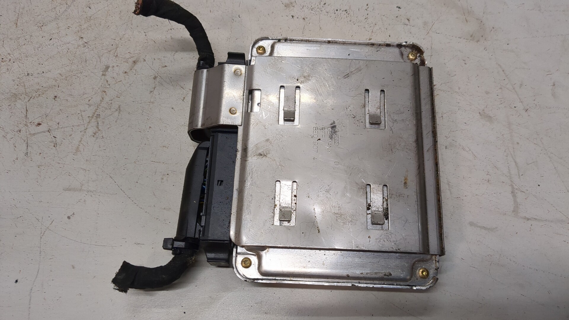 Блок управления двигателем