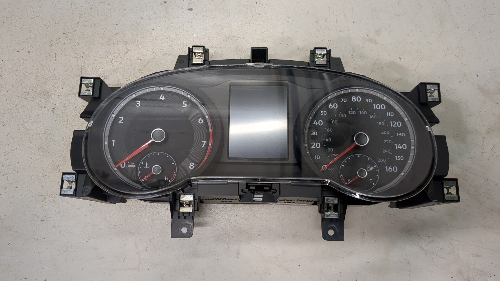 Панель приборов