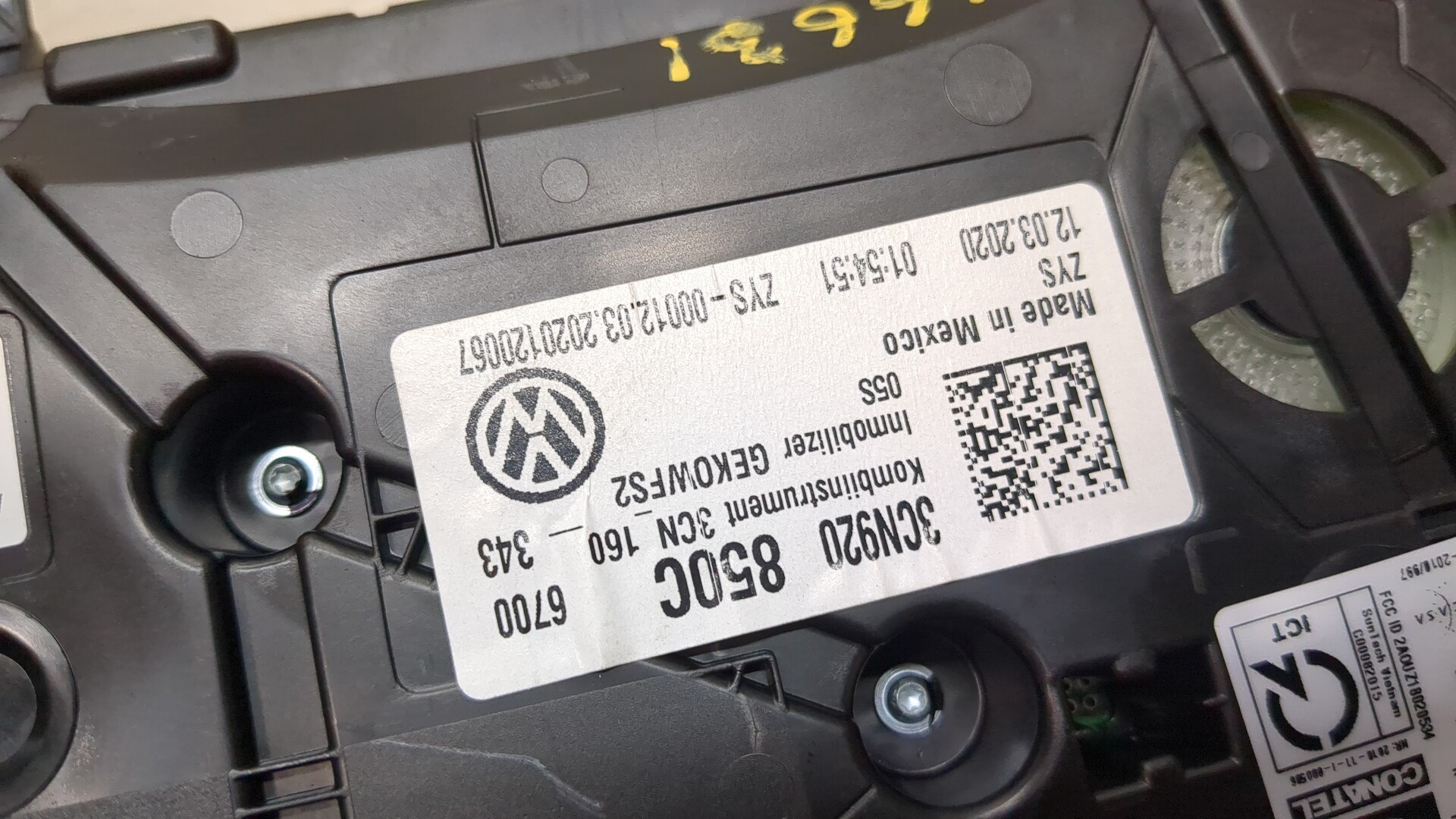 Панель приборов