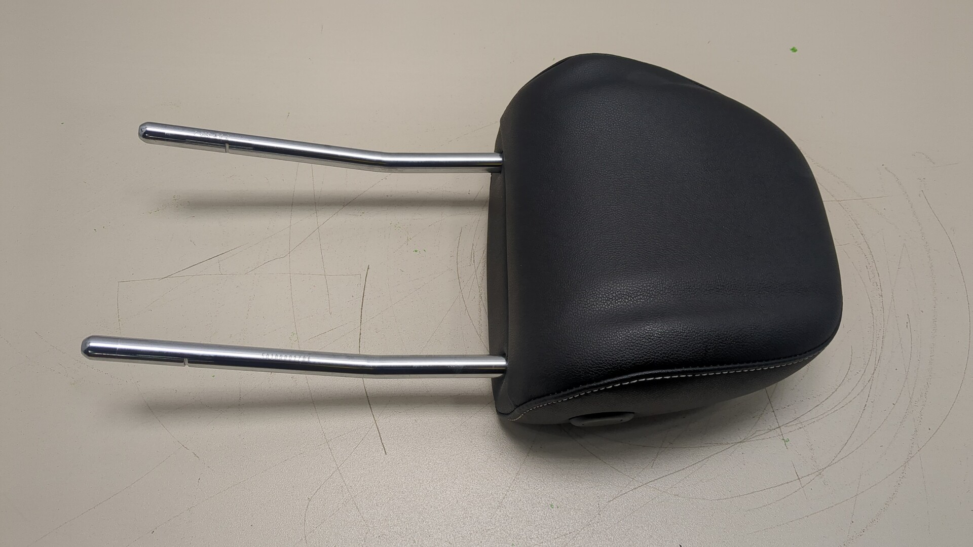 Подголовник сиденья