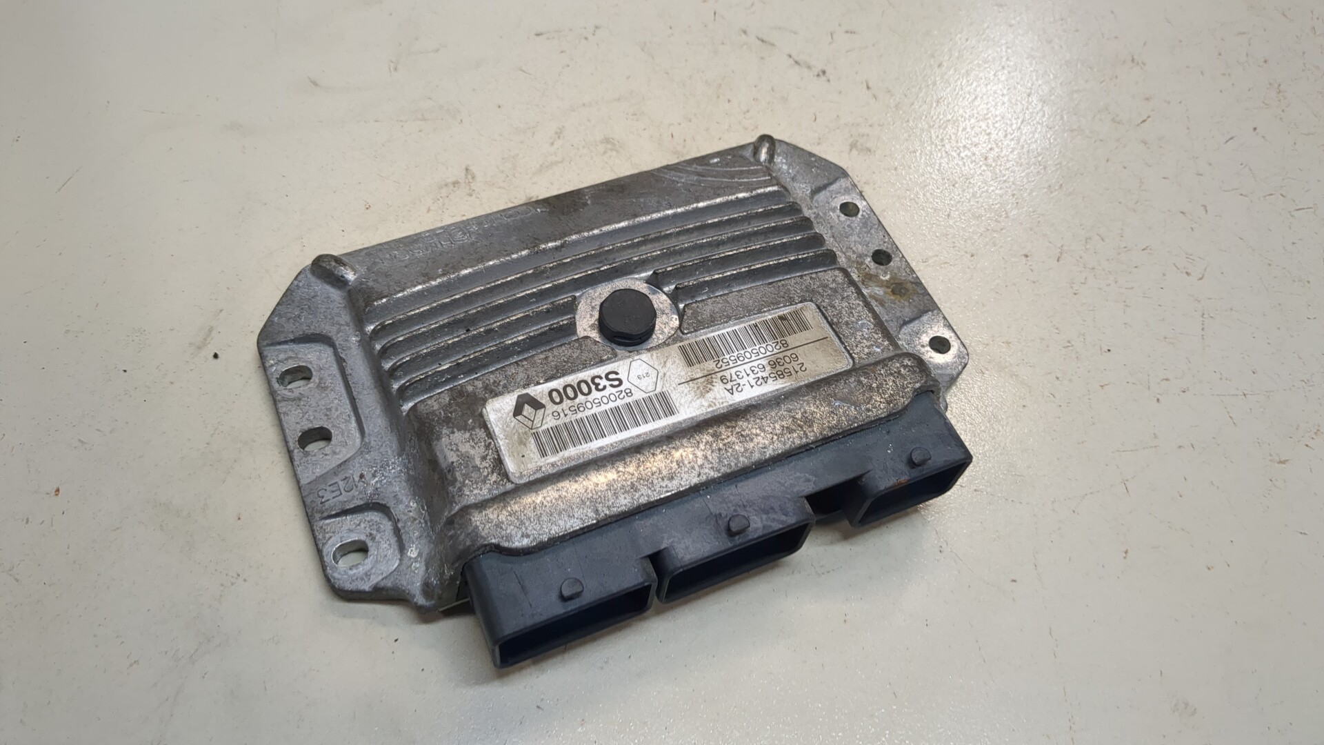 Блок управления двигателем